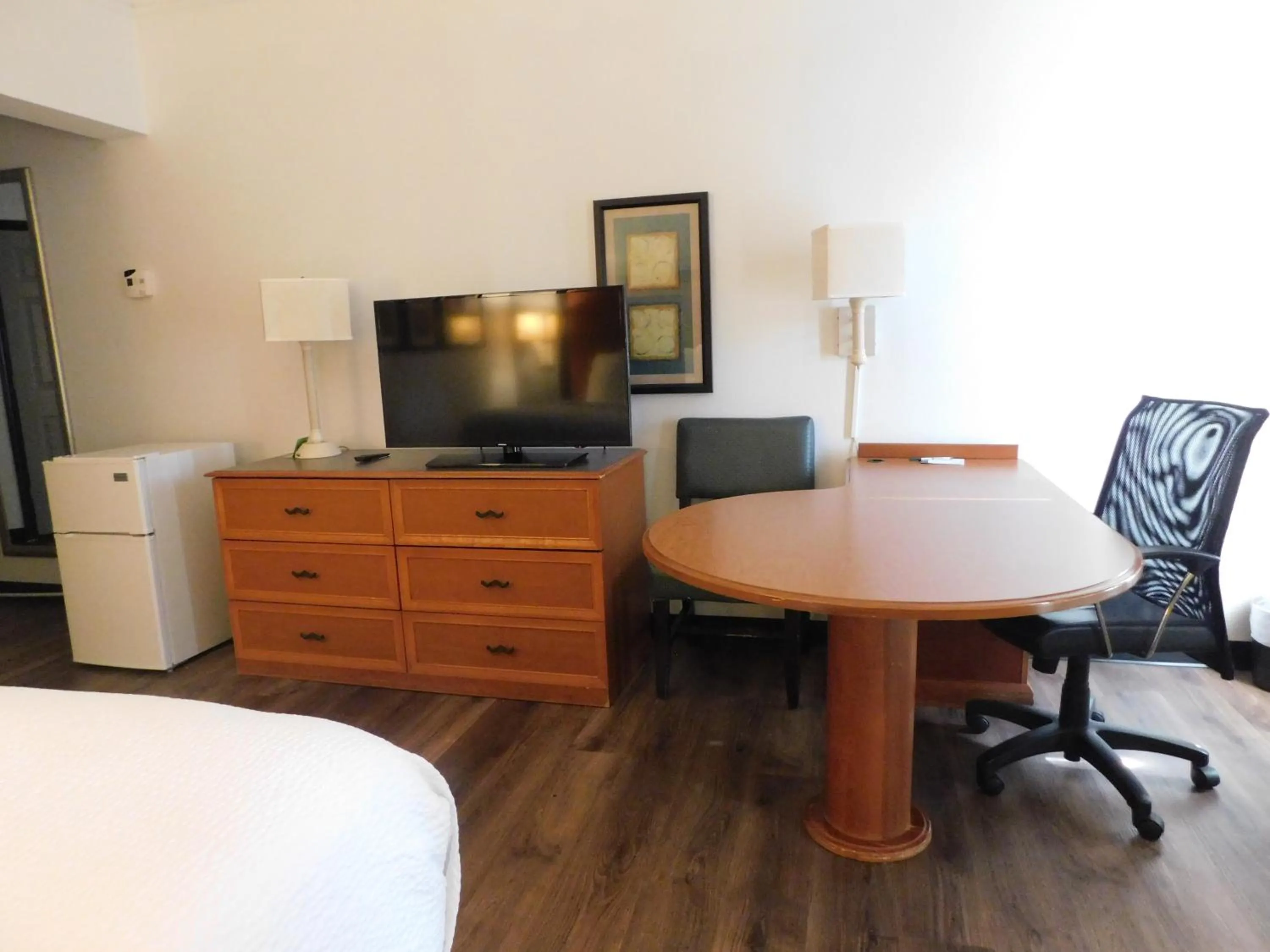 Floor plan, Bed in La Quinta by Wyndham Winston-Salem