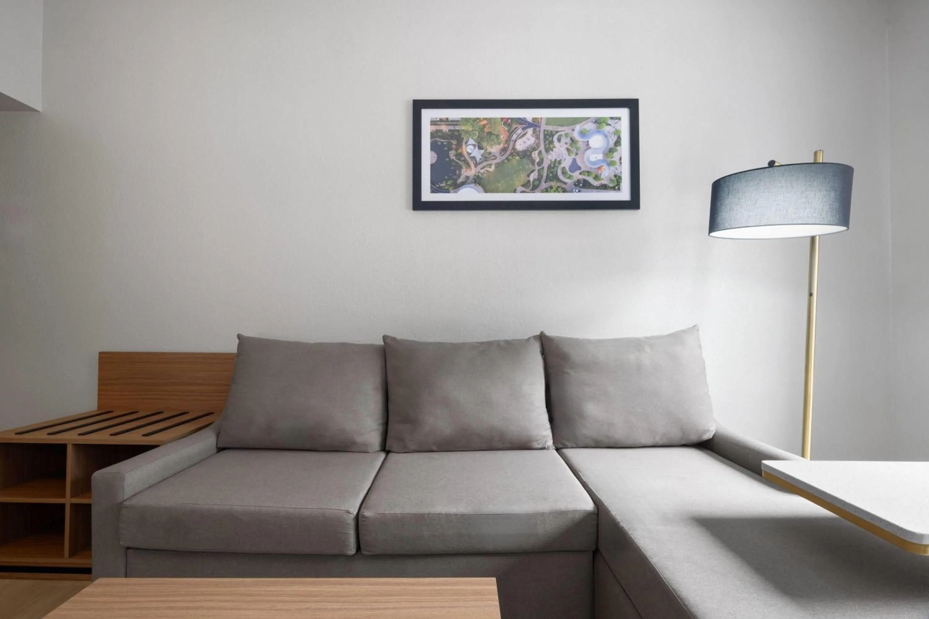 Photo of the whole room in La Quinta by Wyndham Raleigh Cary