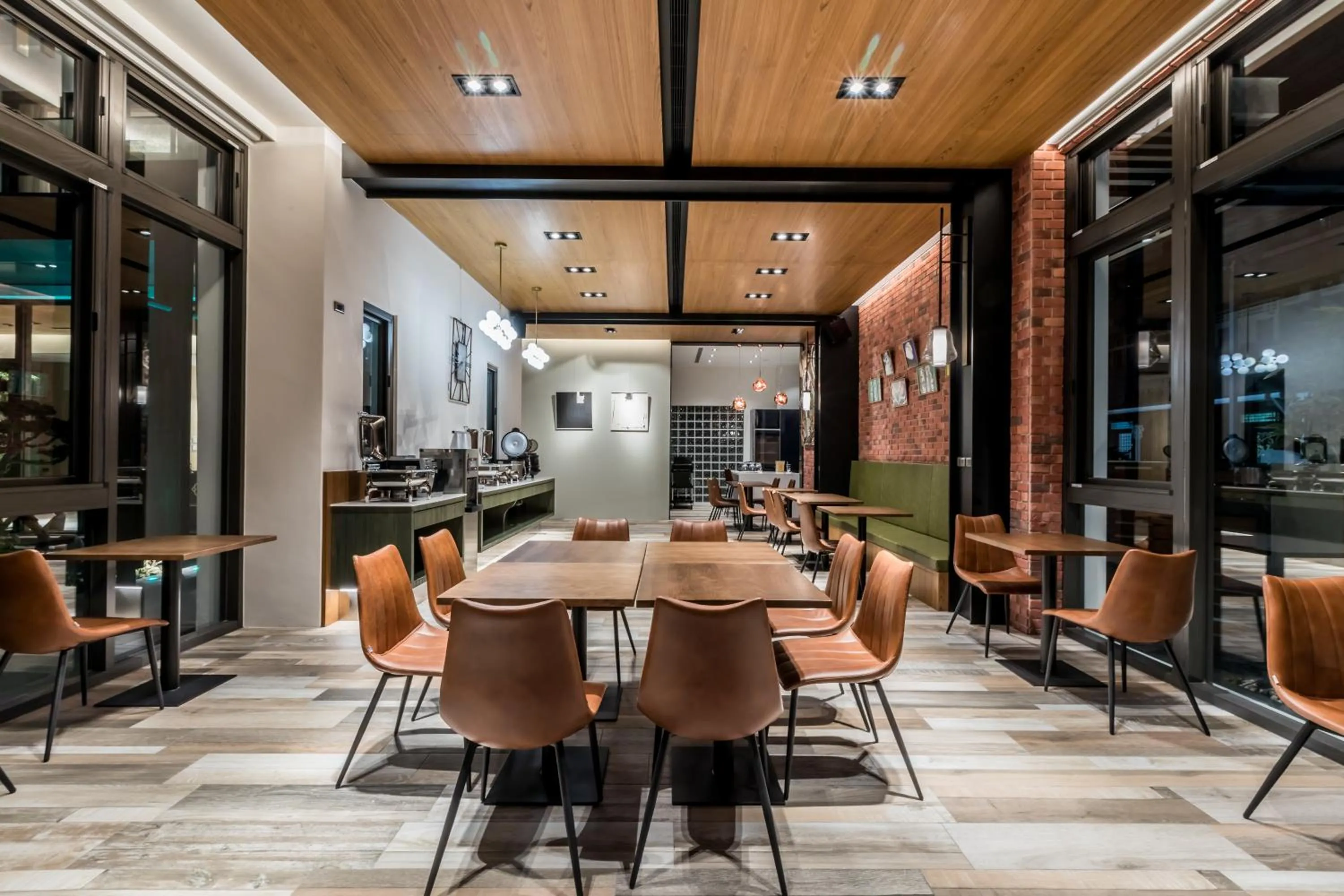 Restaurant/places to eat in Grange Inn