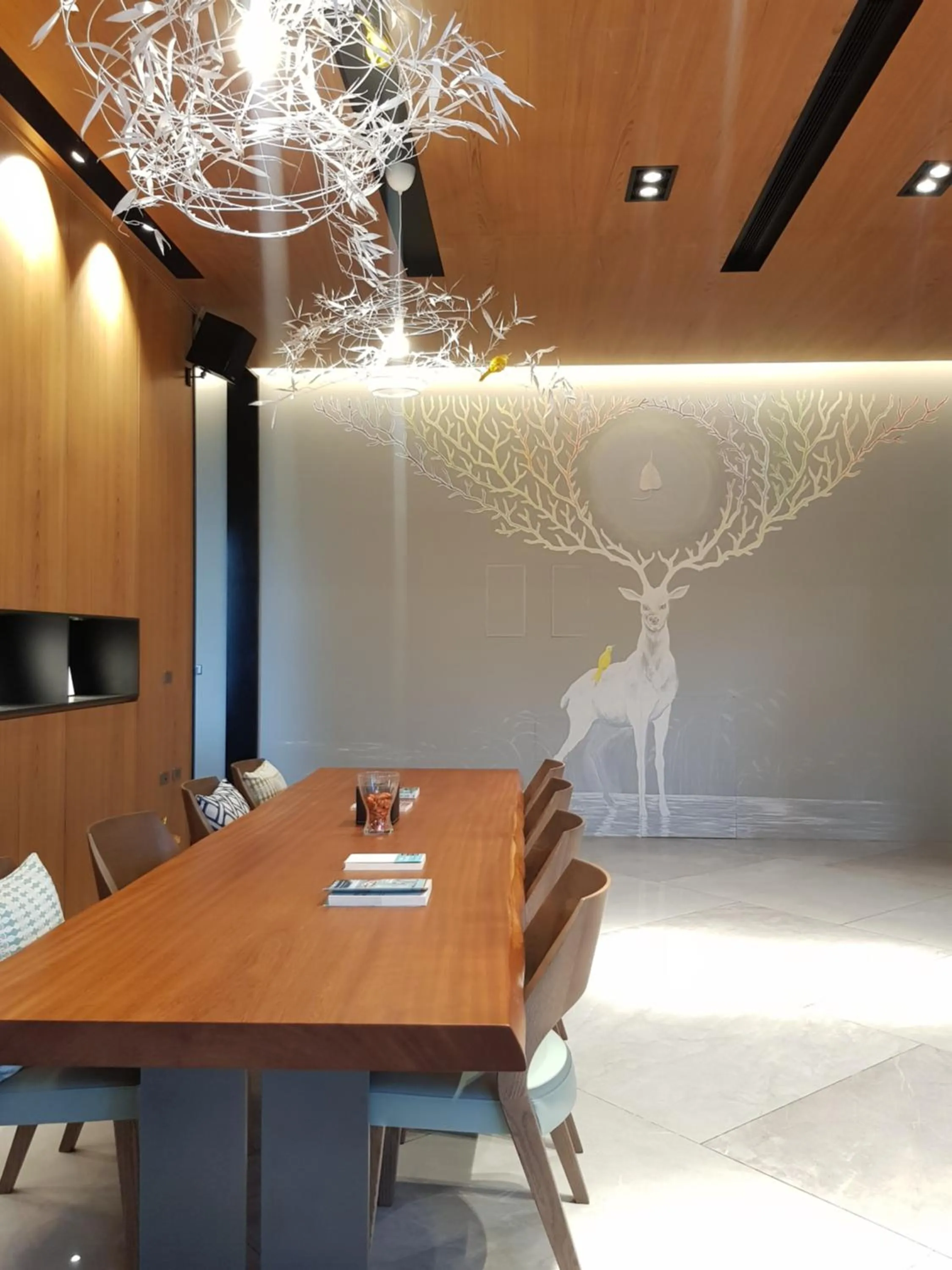 Communal lounge/ TV room in Grange Inn