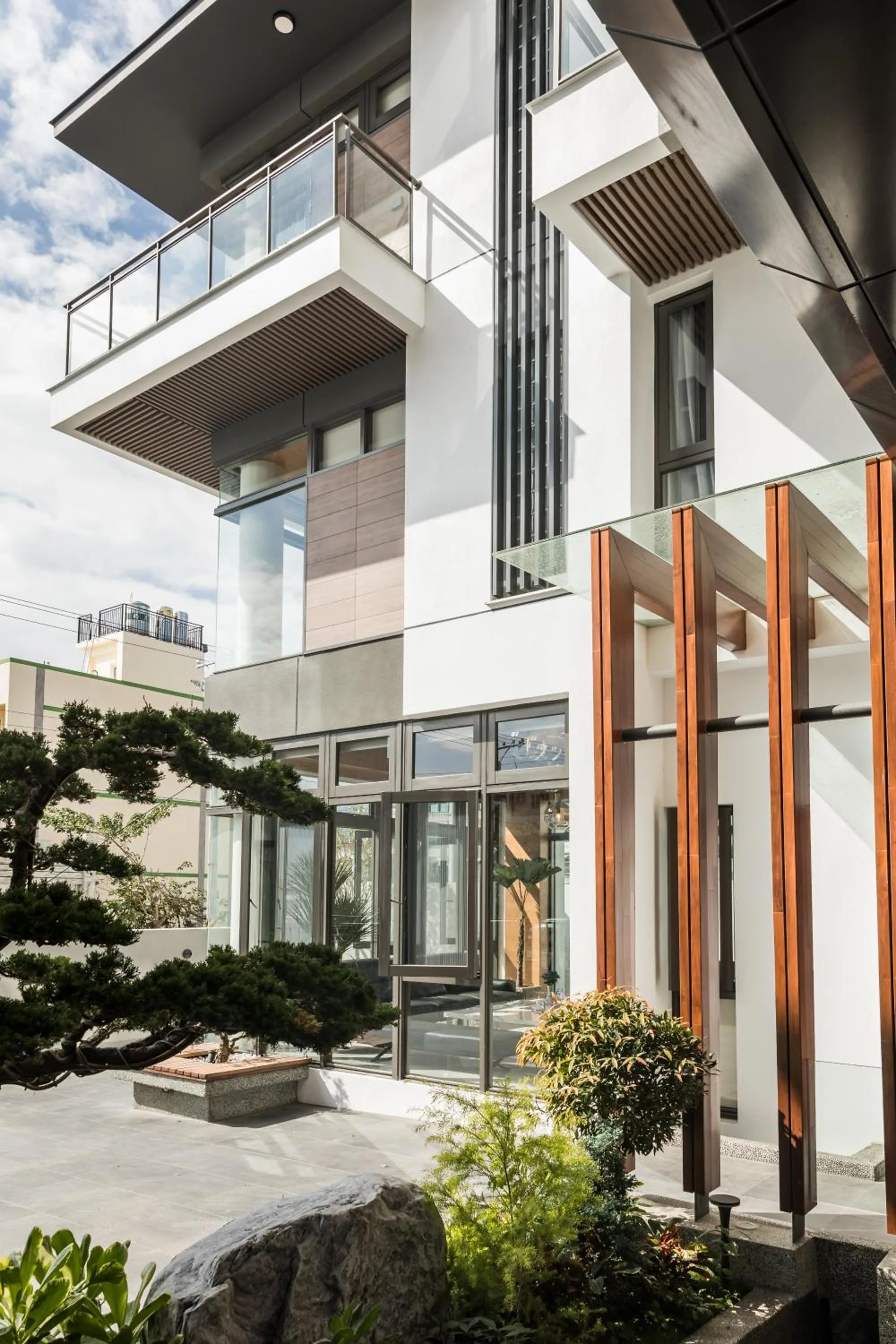 Property building in Grange Inn