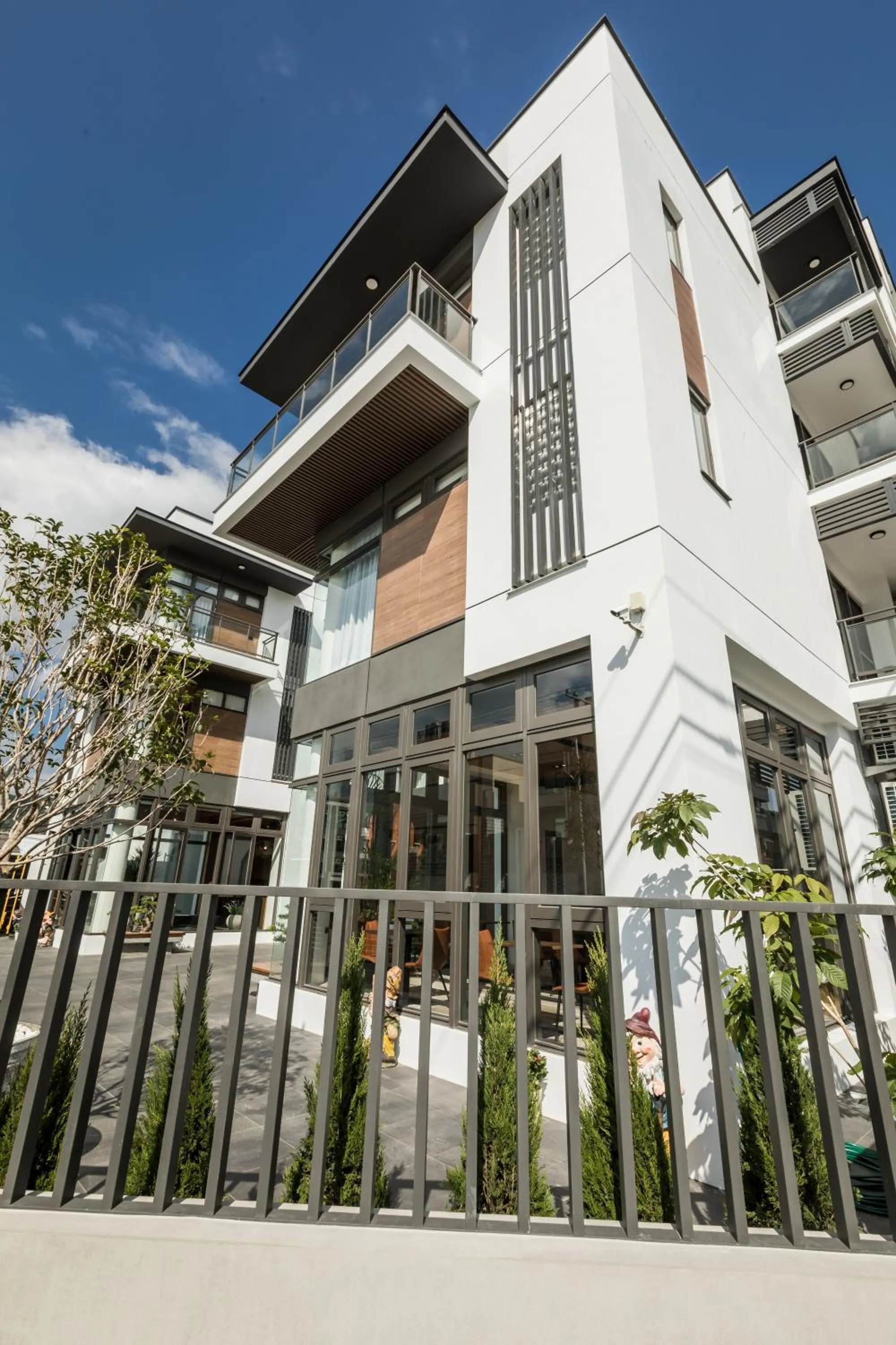 Property building in Grange Inn