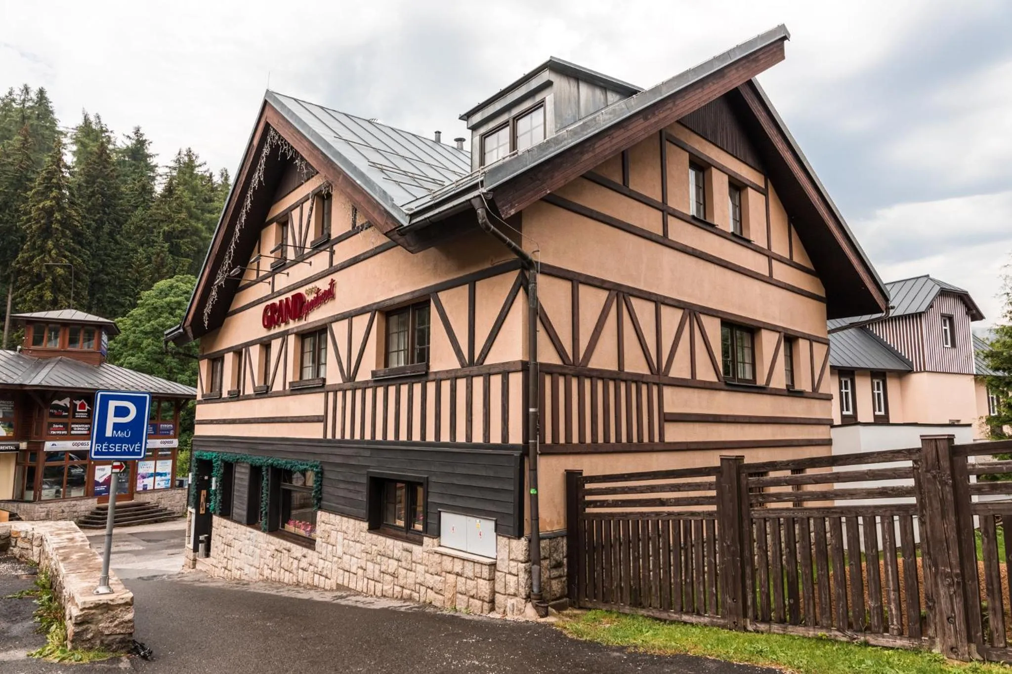 Property building in Grand Apartments Špindlerův Mlýn