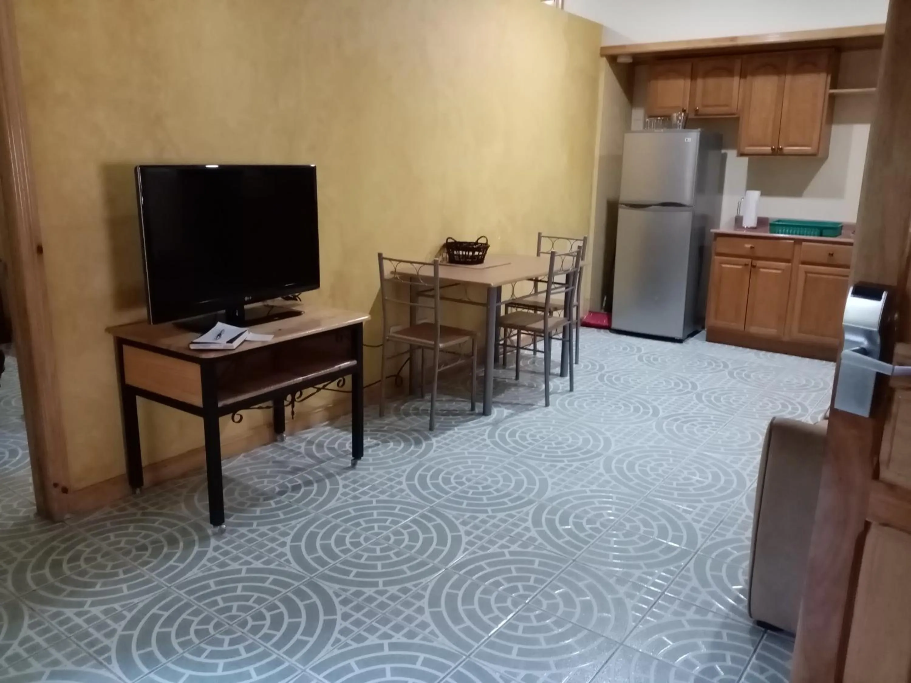 Kitchen or kitchenette in Apartotel Don Francisco