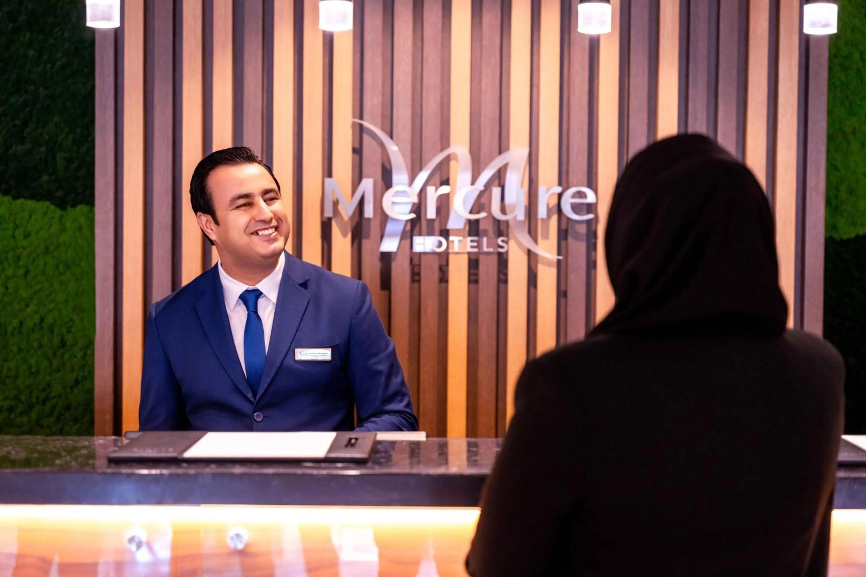 Lobby or reception in Mercure Dubai Barsha Heights Hotel Suites And Apartments