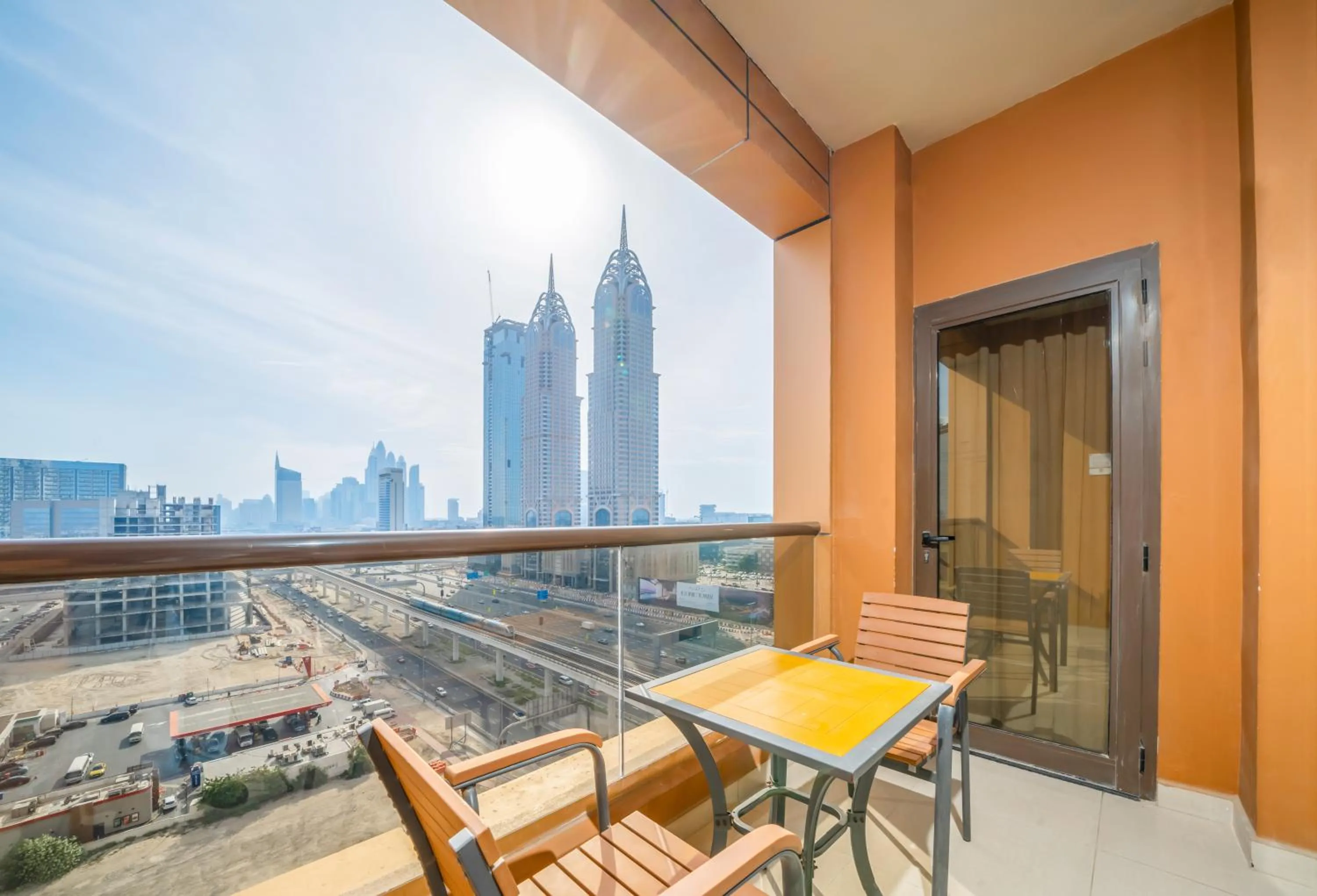 Balcony/Terrace in Mercure Dubai Barsha Heights Hotel Suites And Apartments
