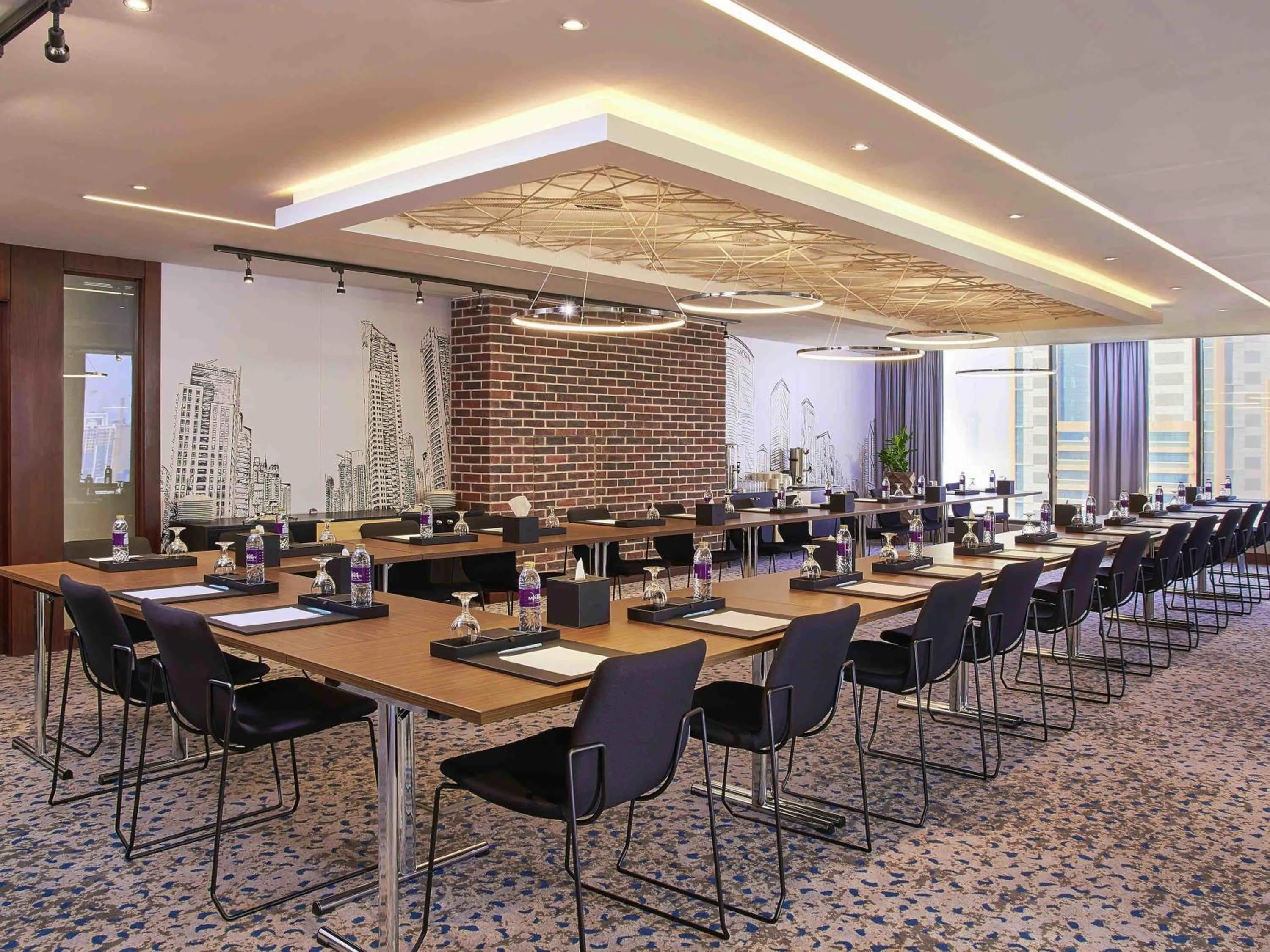 Meeting/conference room in Mercure Dubai Barsha Heights Hotel Suites And Apartments