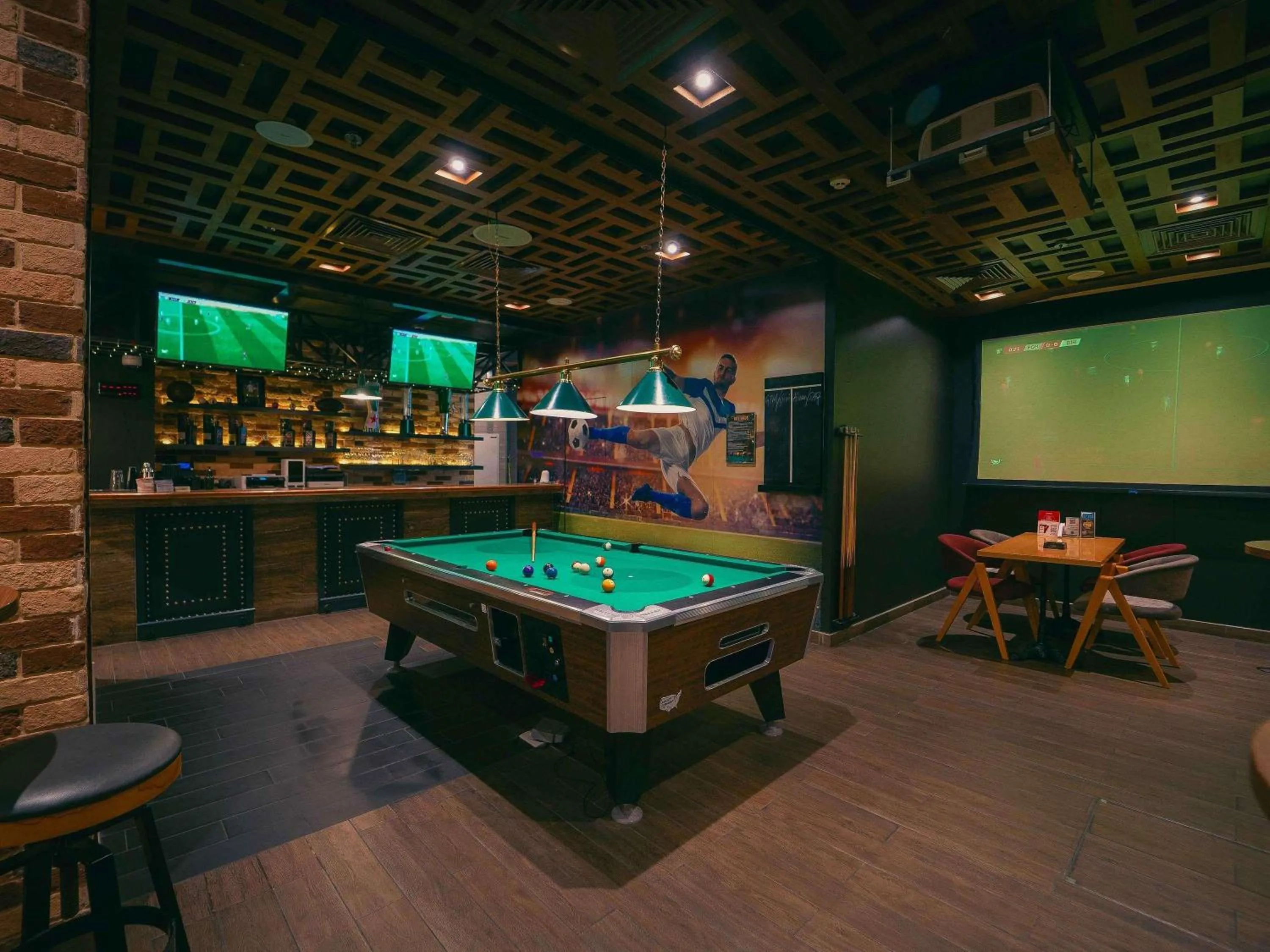 Lounge or bar in Mercure Dubai Barsha Heights Hotel Suites And Apartments