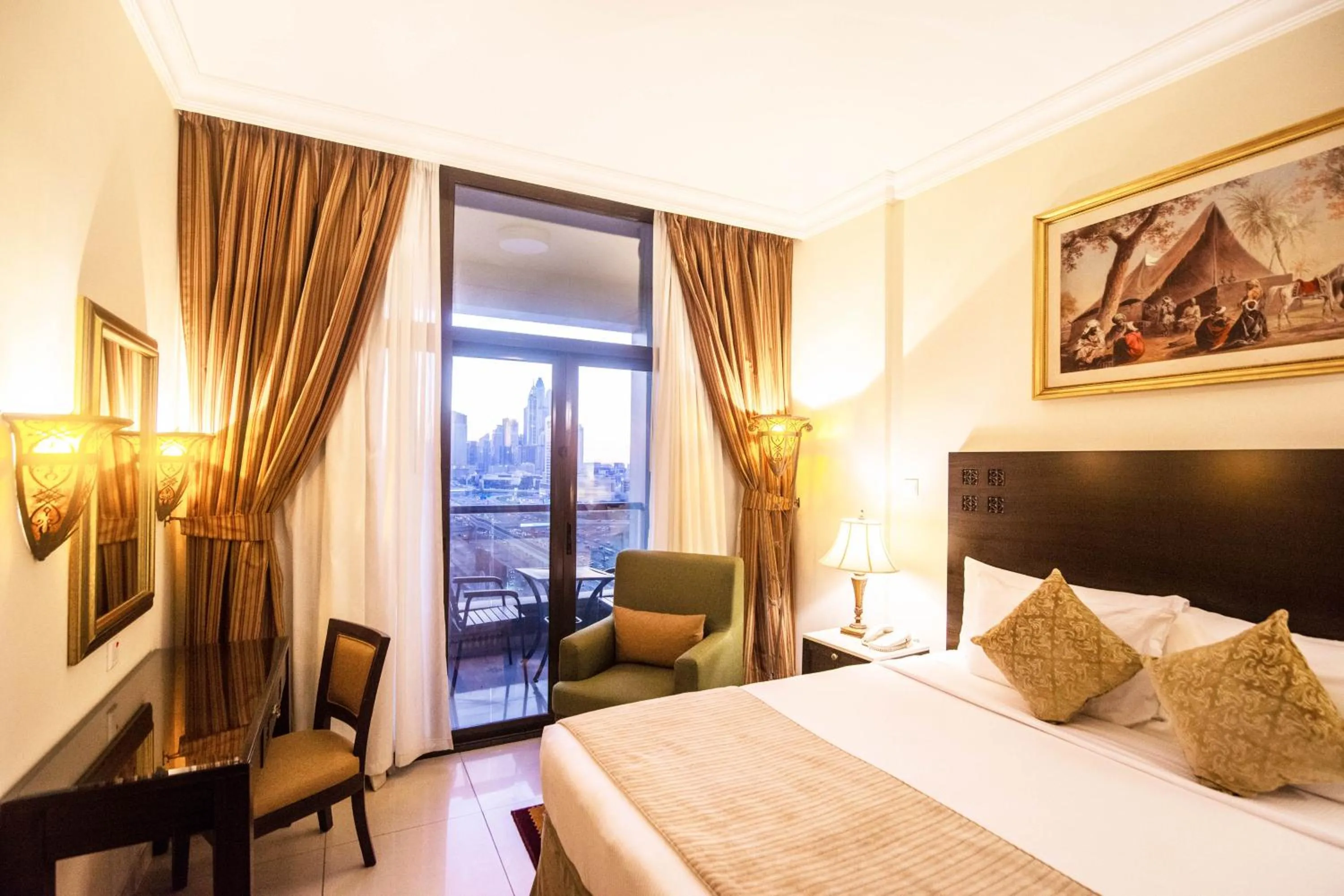 Bedroom, Bed in Mercure Dubai Barsha Heights Hotel Suites And Apartments