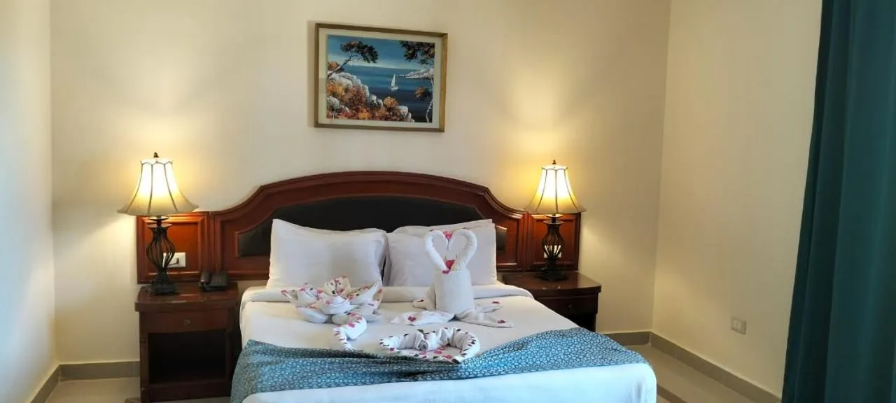 Bed in Coral Hills Resort & SPA