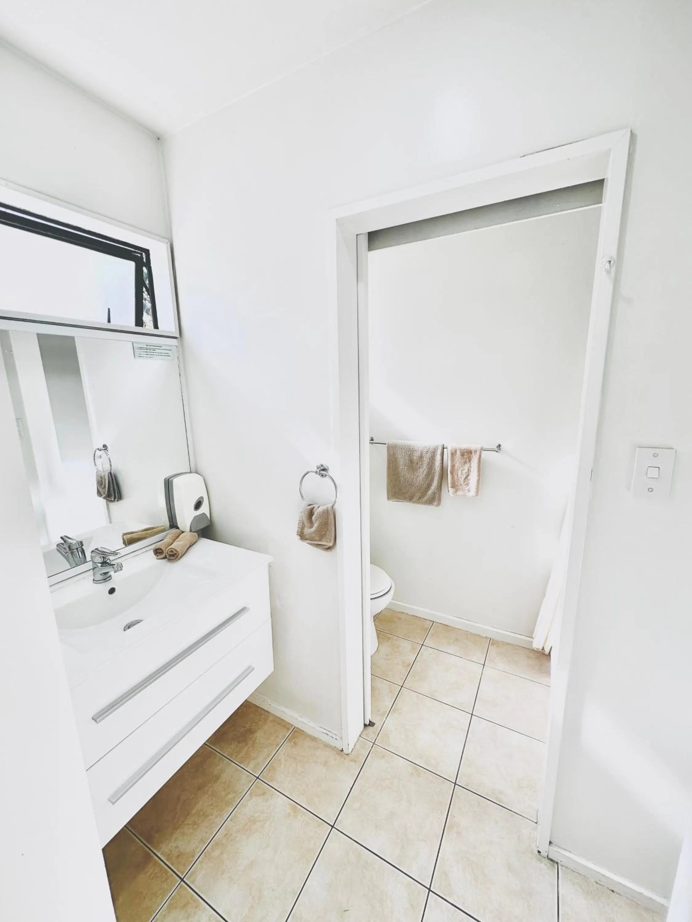 Shower in Gothic Heights Motel