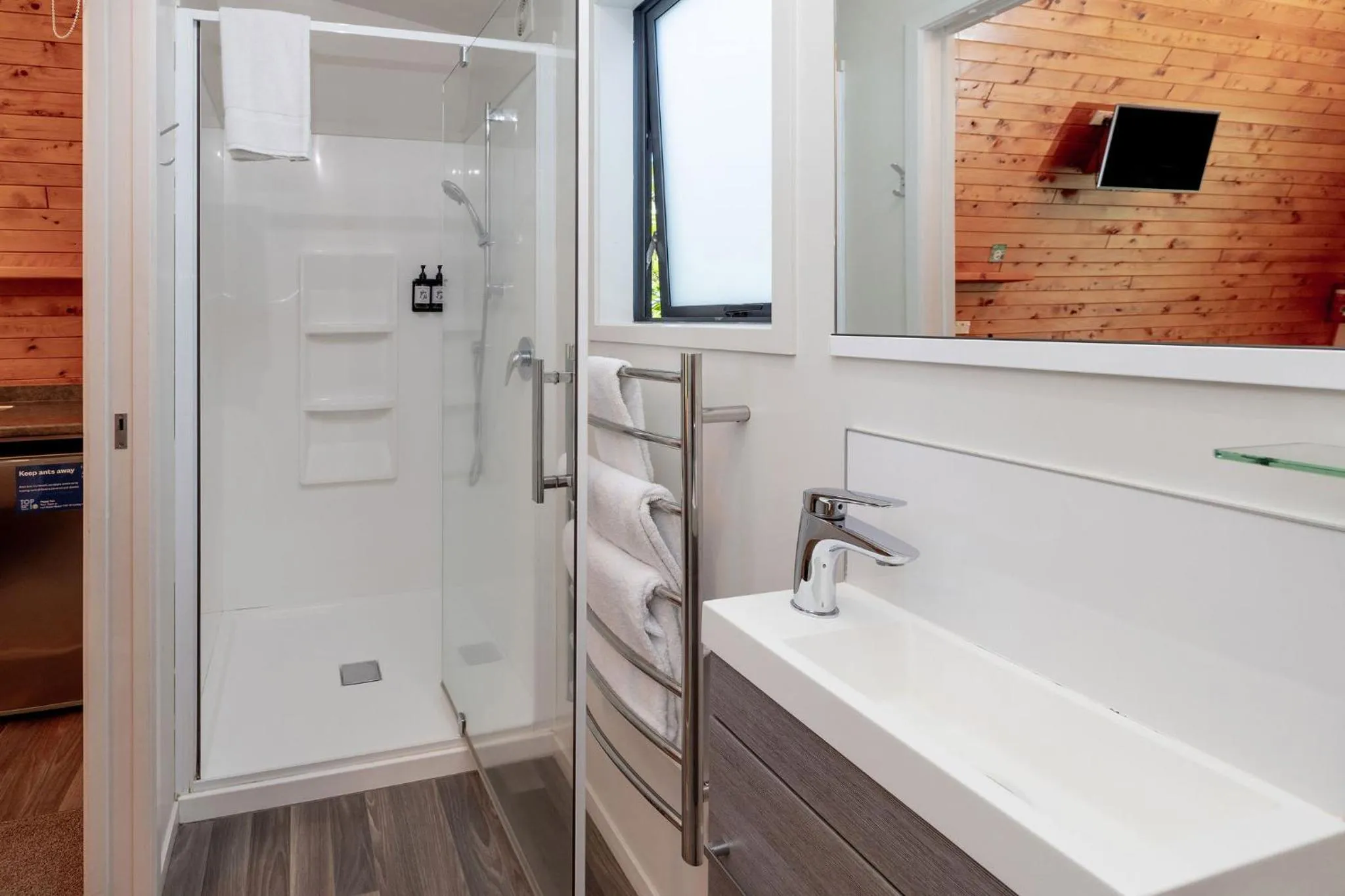 Bathroom in Hot Water Beach TOP 10 Holiday Park