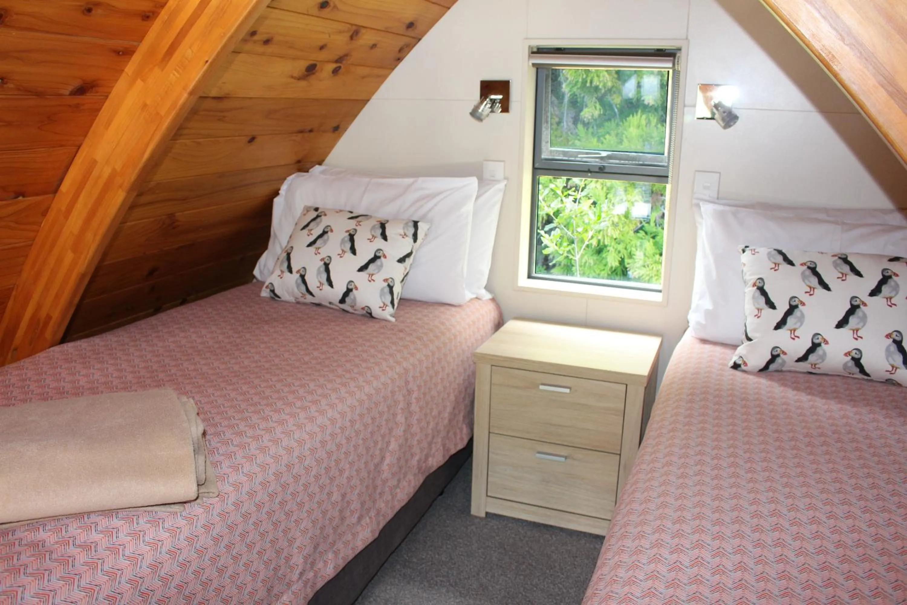 Bed in Hot Water Beach TOP 10 Holiday Park