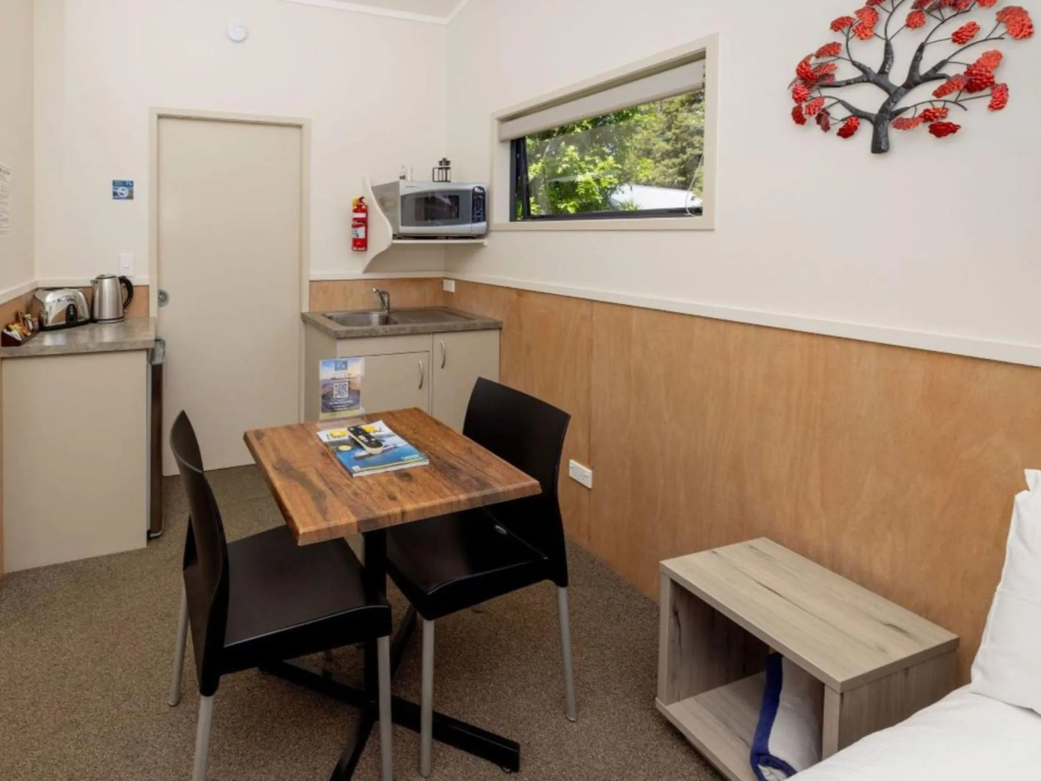 Dining area in Hot Water Beach TOP 10 Holiday Park