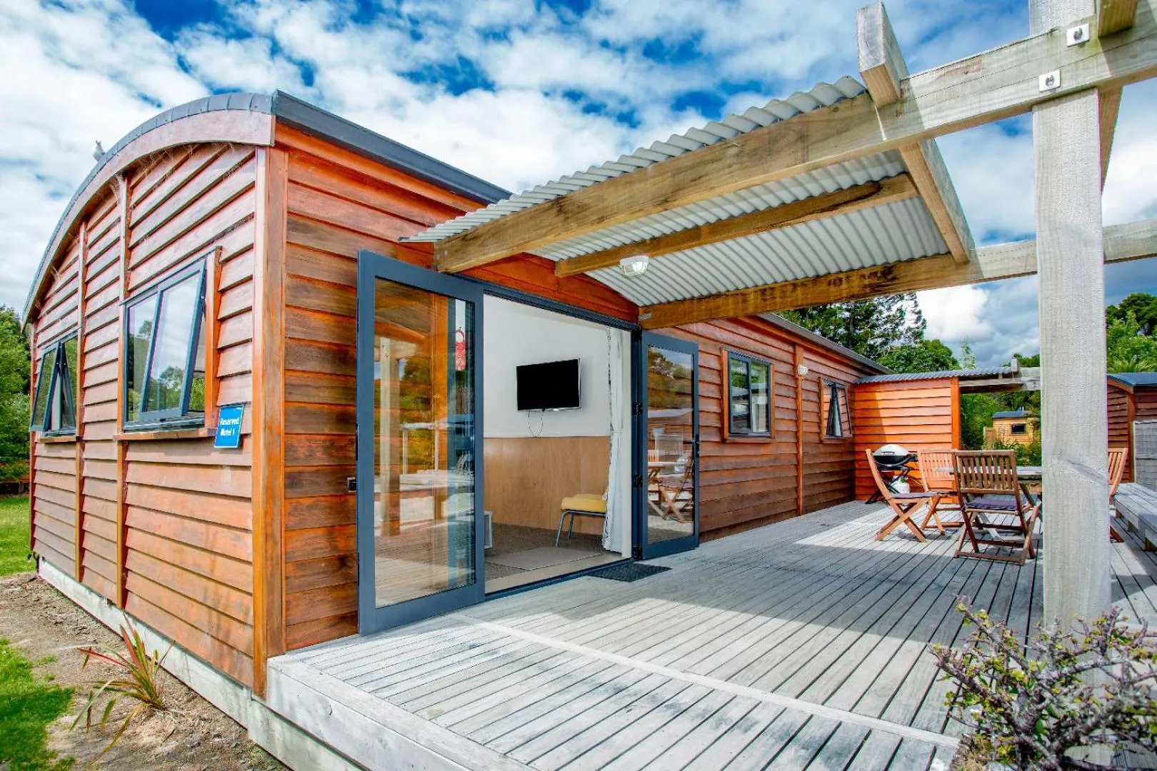 Day in Hot Water Beach TOP 10 Holiday Park