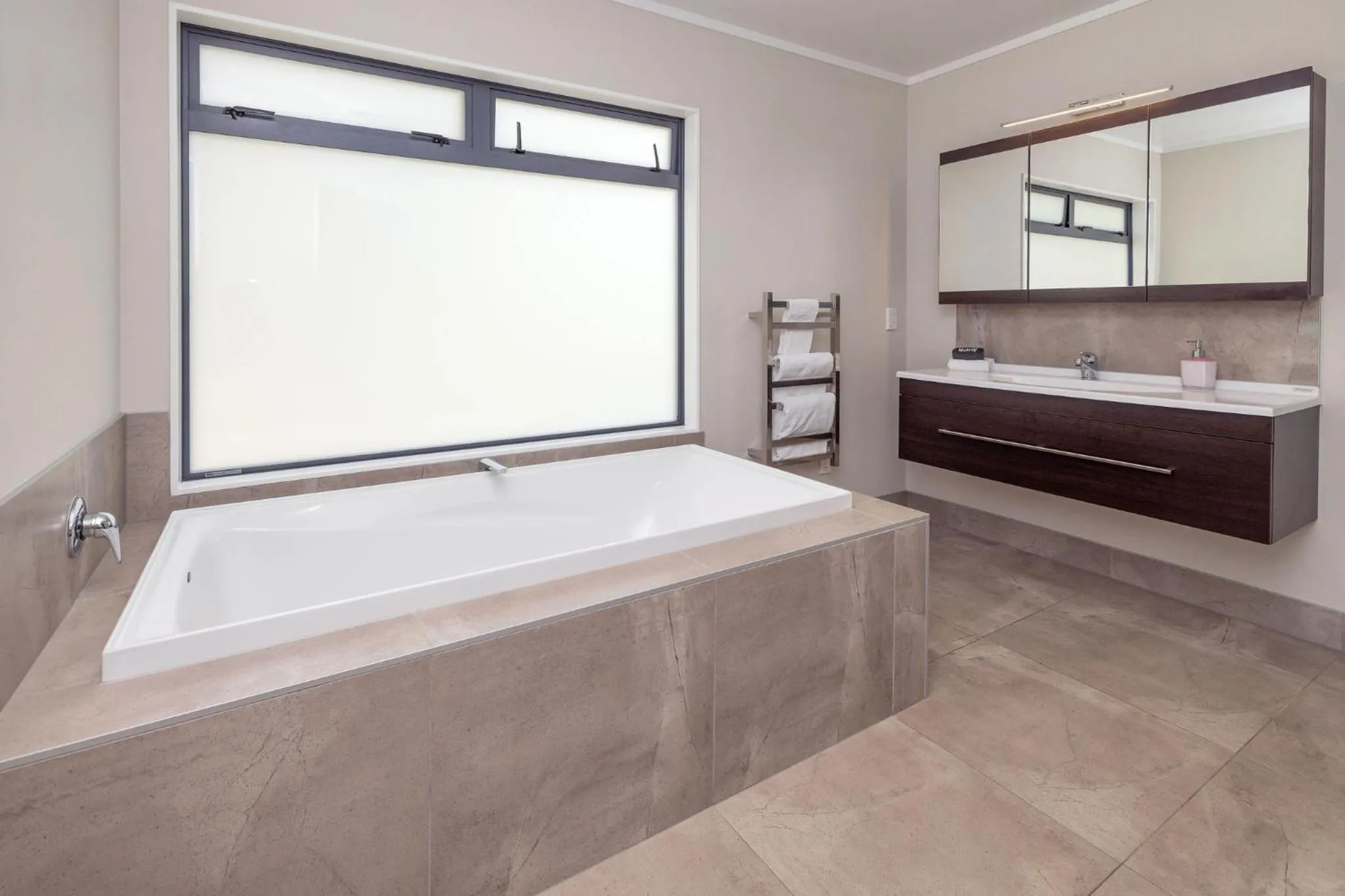 Bathroom in Hot Water Beach TOP 10 Holiday Park