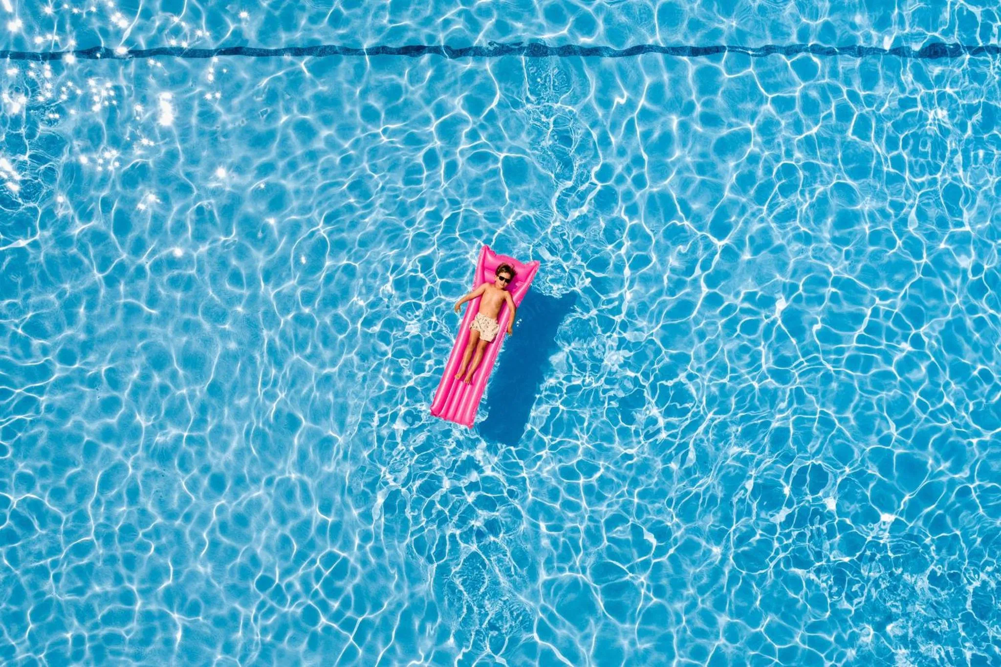 People in Hot Water Beach TOP 10 Holiday Park