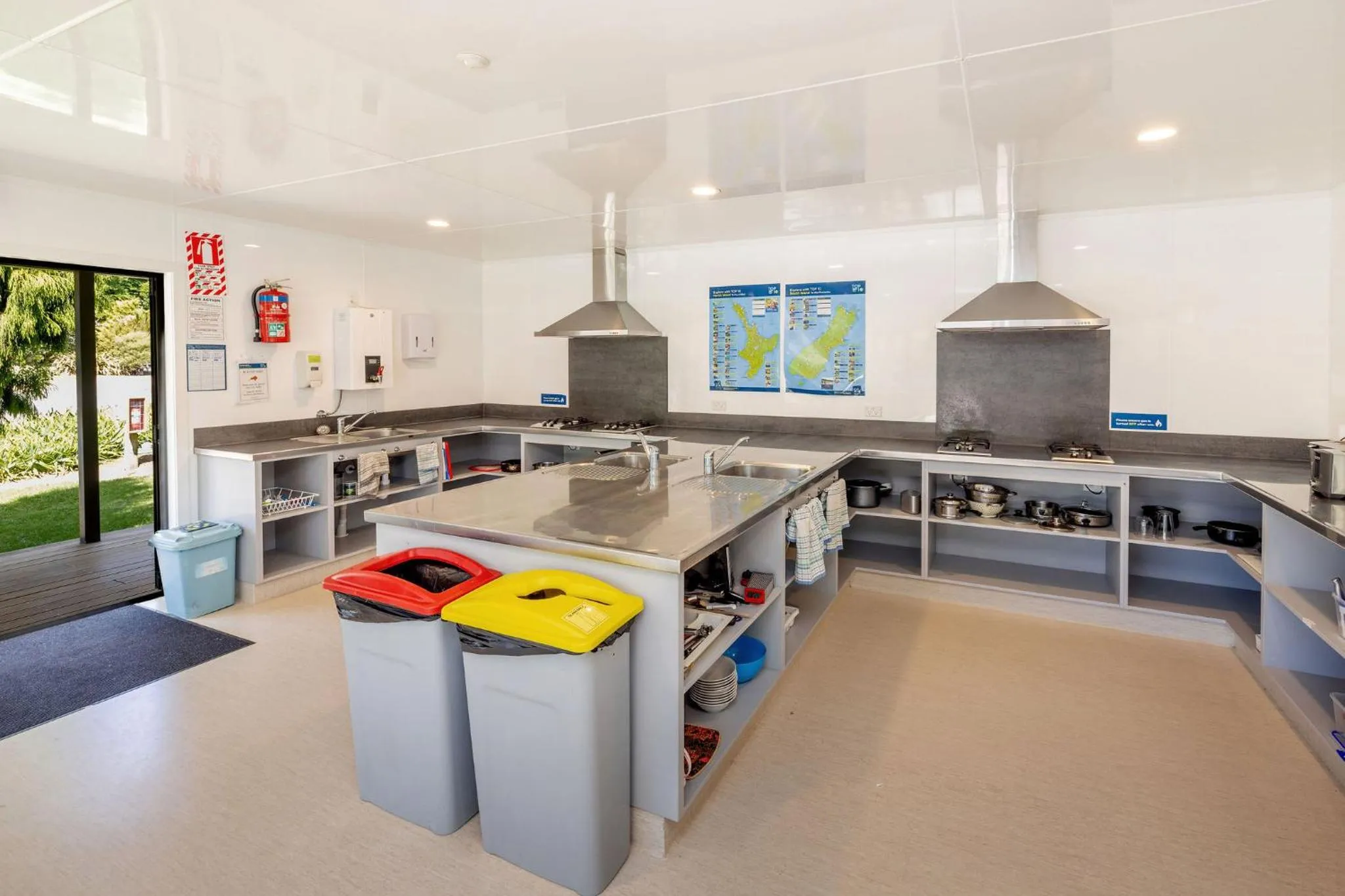 Communal kitchen in Hot Water Beach TOP 10 Holiday Park