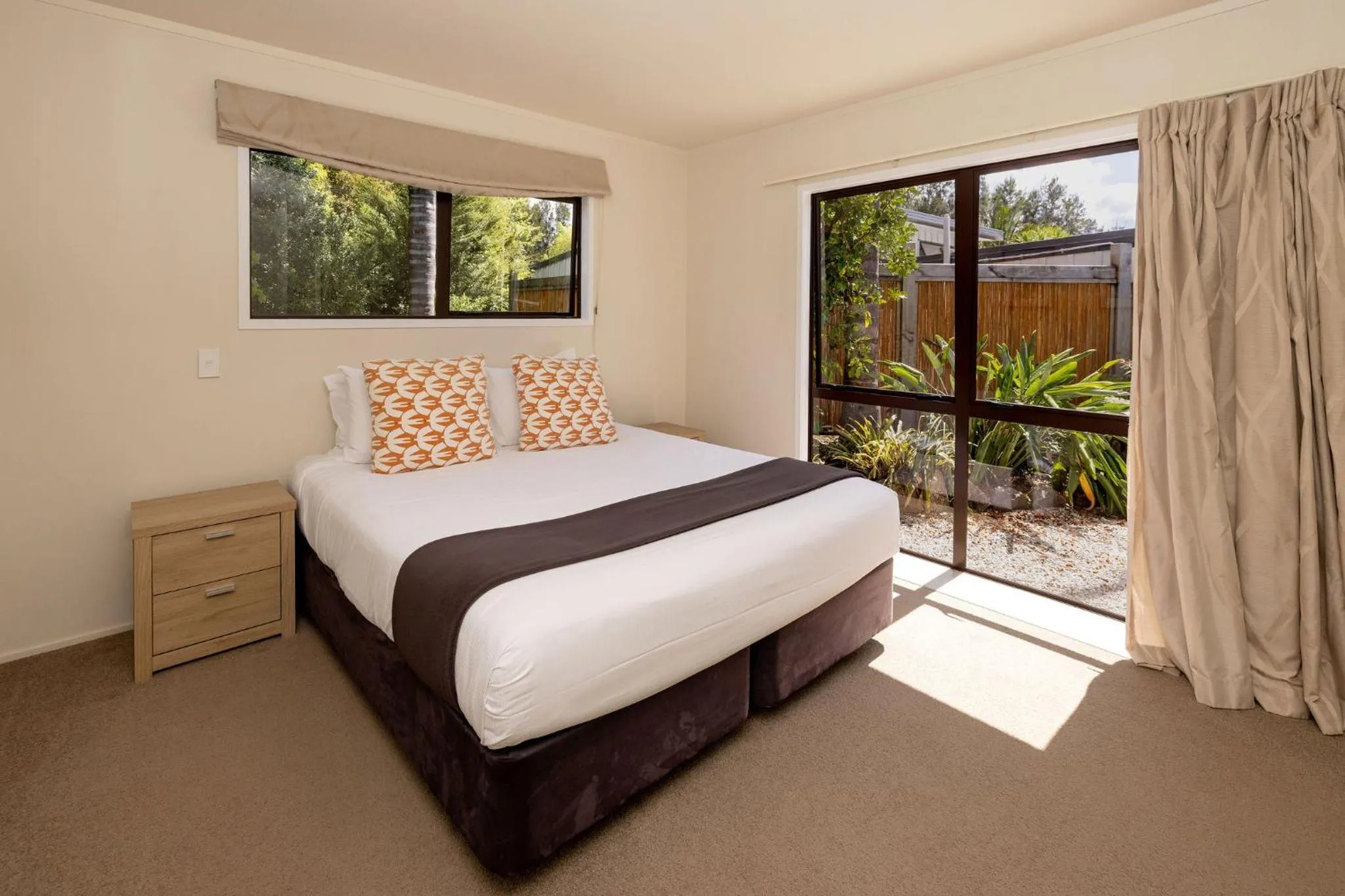 Bed in Hot Water Beach TOP 10 Holiday Park