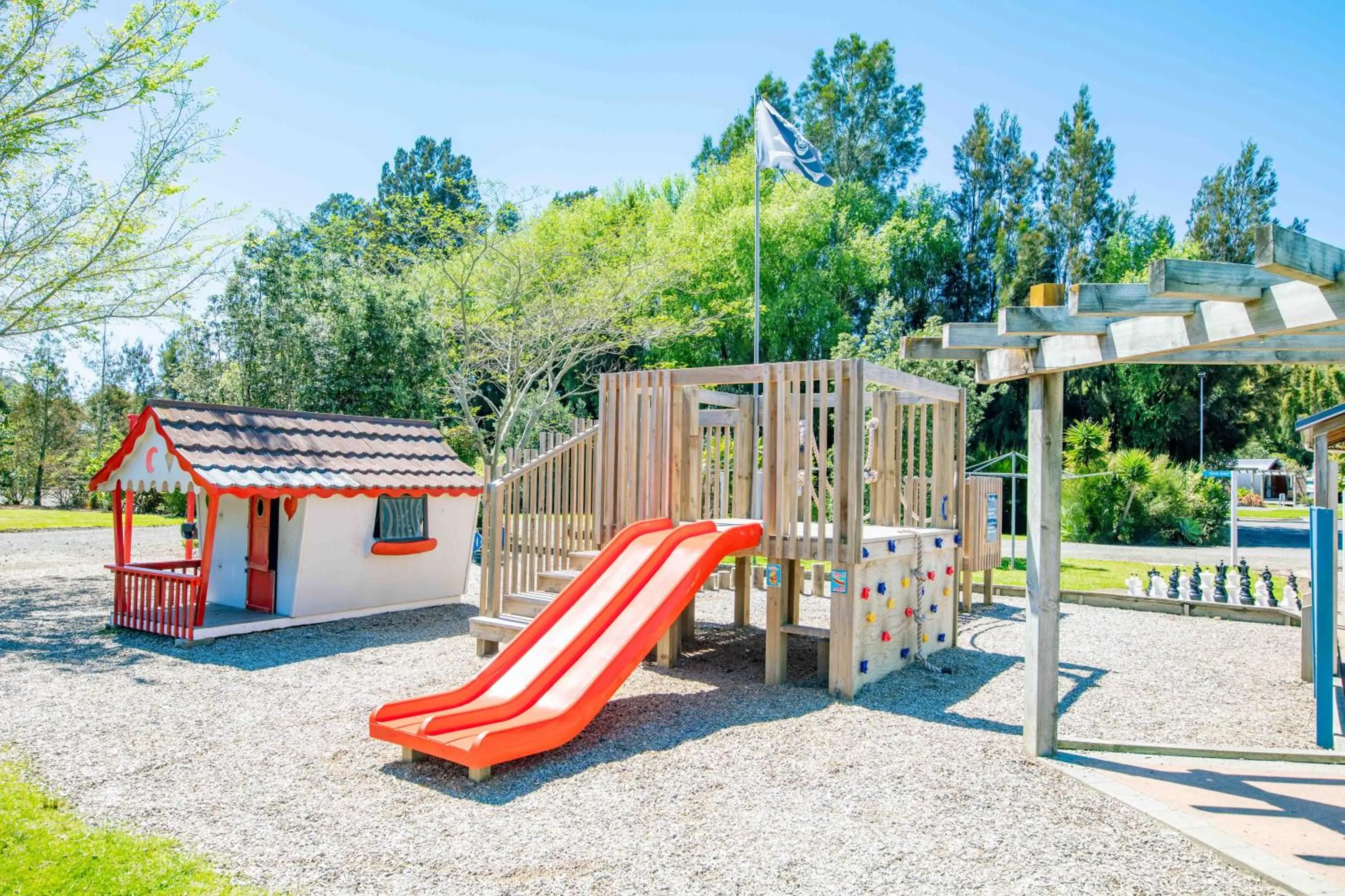 Children play ground in Hot Water Beach TOP 10 Holiday Park