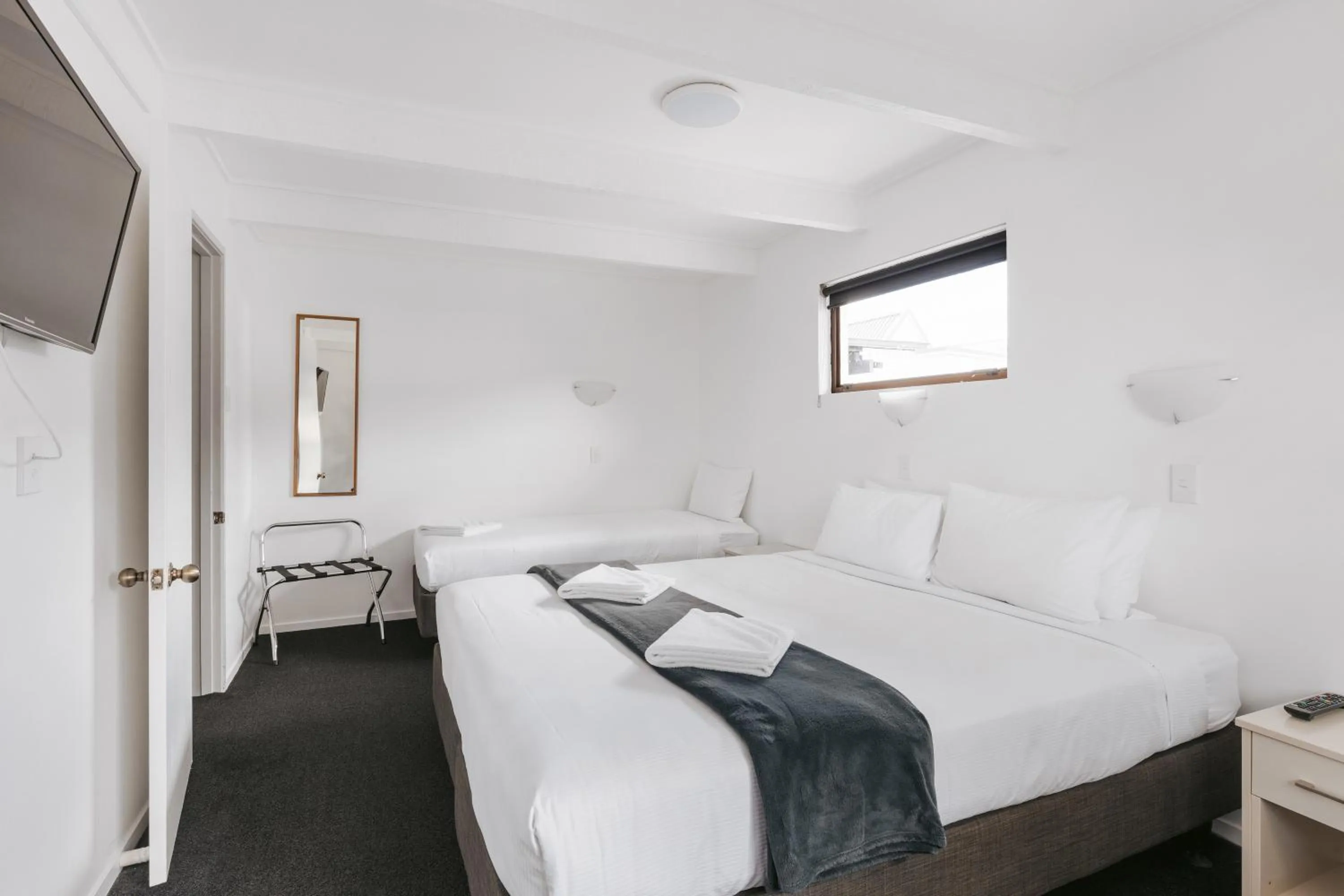 Bed in Rolleston Motel Thames - Wenzel Motels