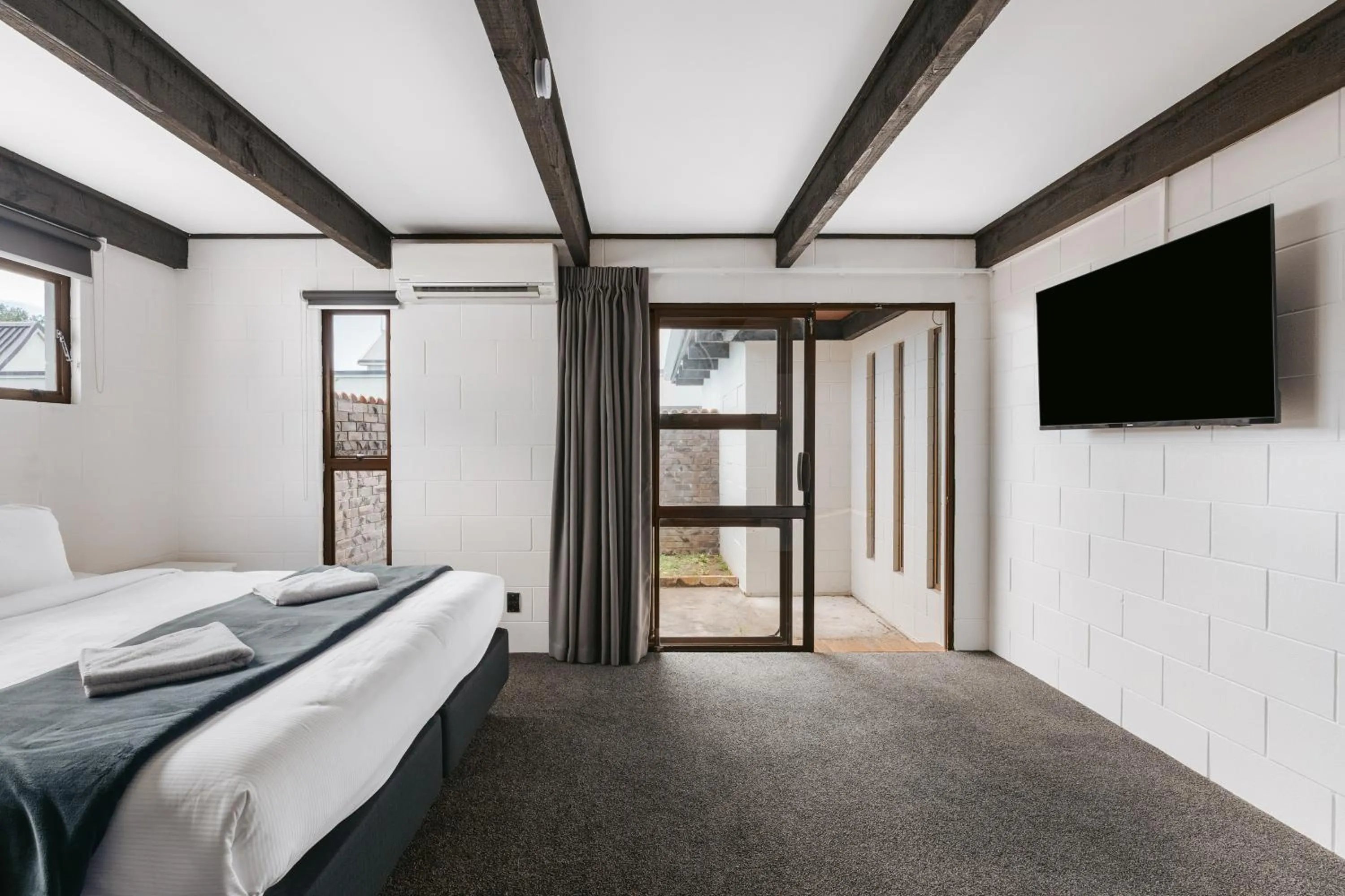 Bed in Rolleston Motel Thames - Wenzel Motels