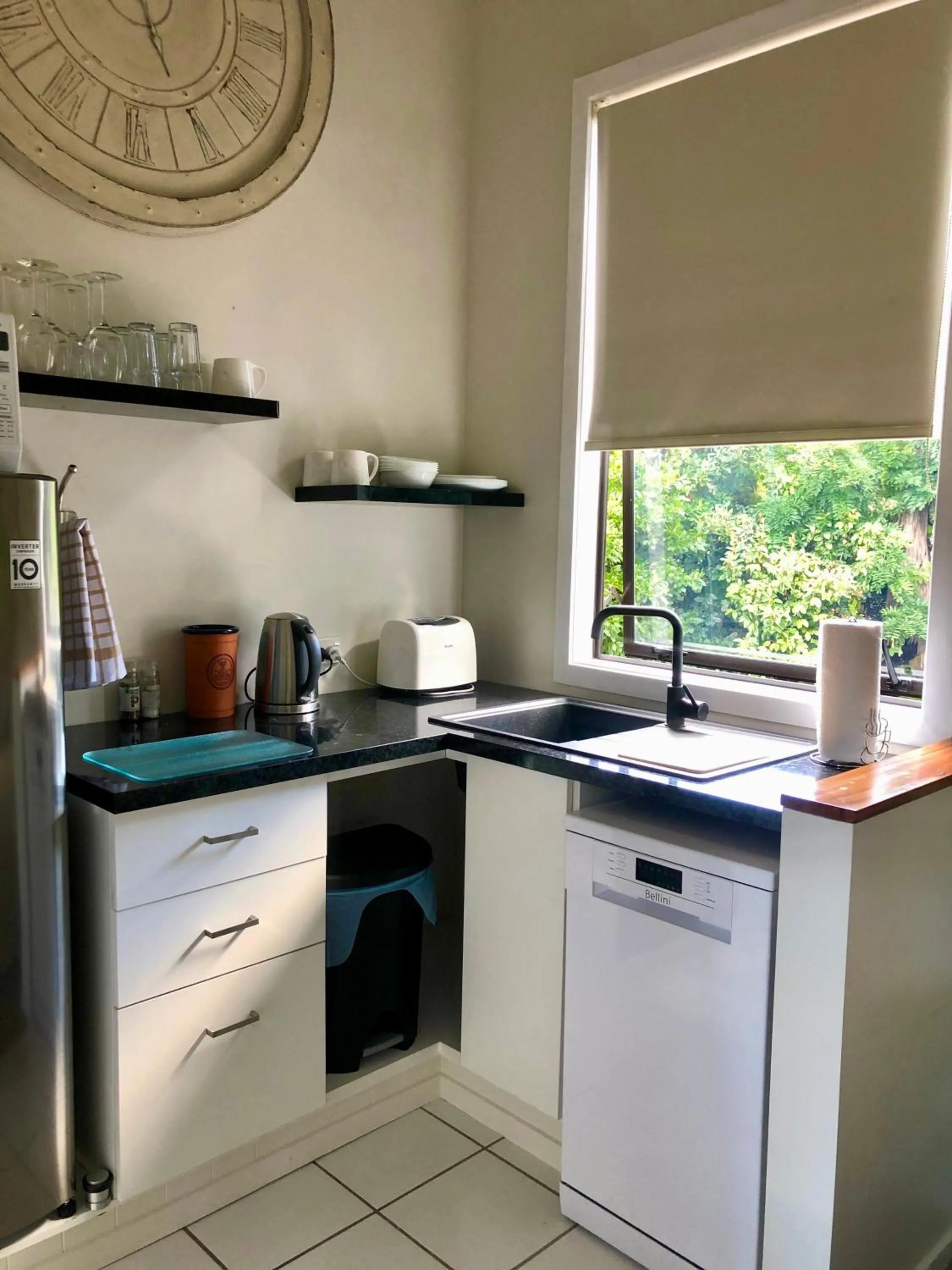 Le Chalet Waiheke Apartments