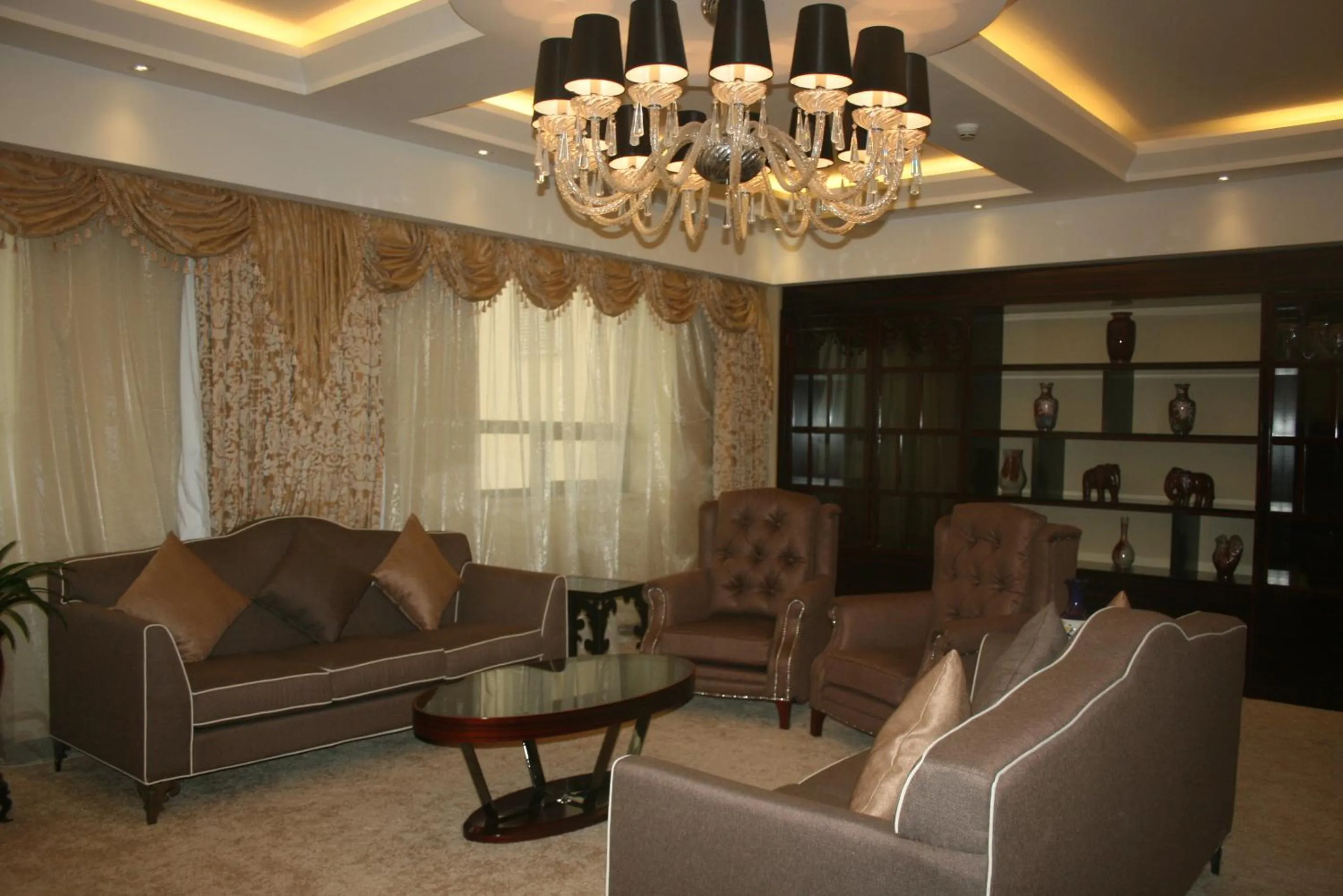 Living room in Zhengzhou Jianguo Hotel