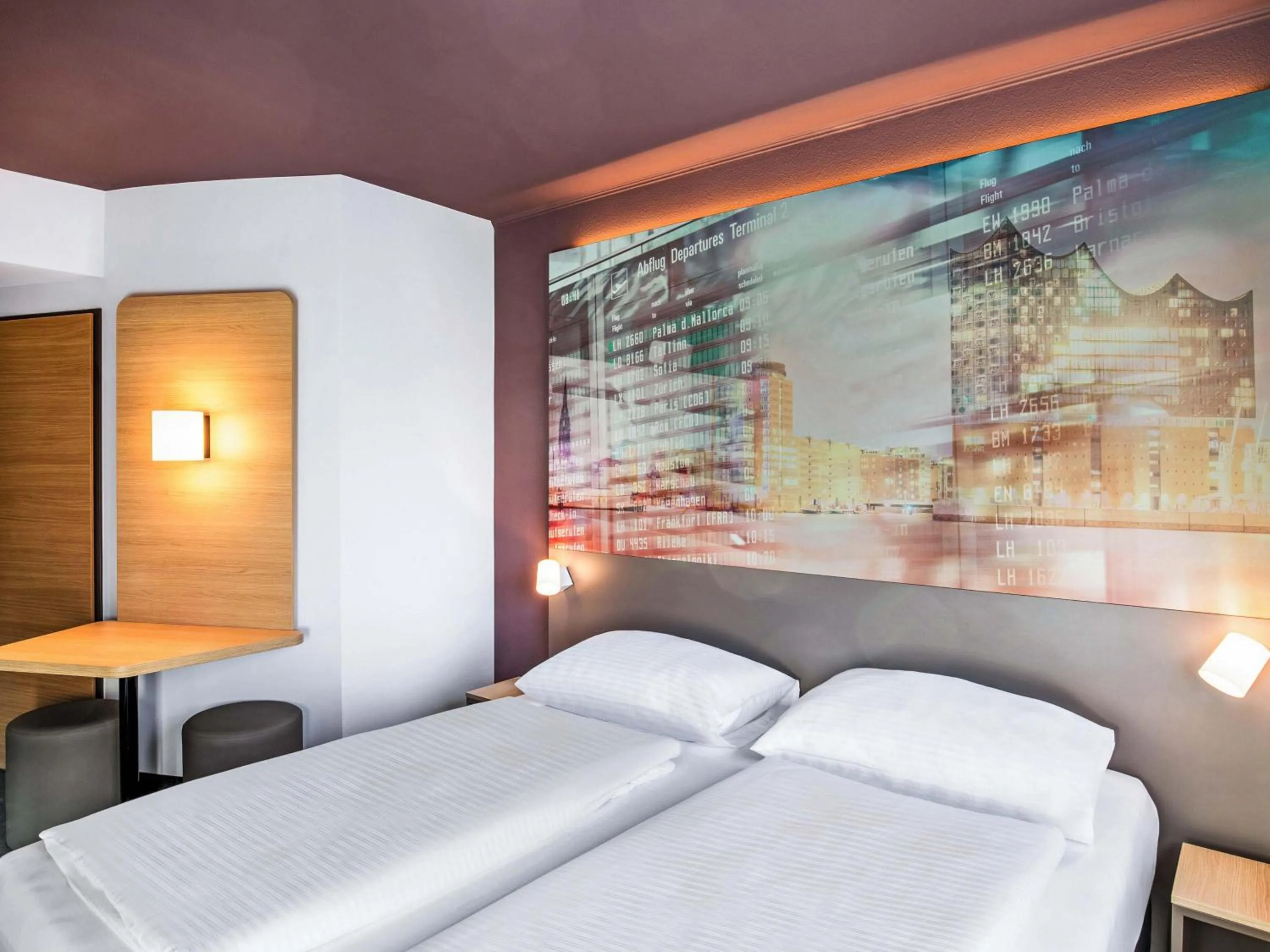 Photo of the whole room, Bed in B&B Hotel Hamburg-Airport