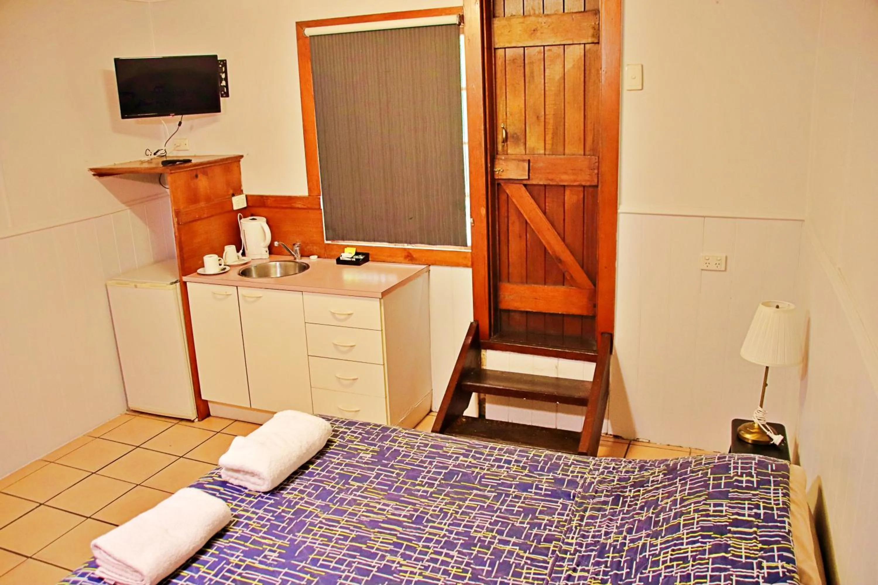 Bedroom, Bed in Brisbane Manor