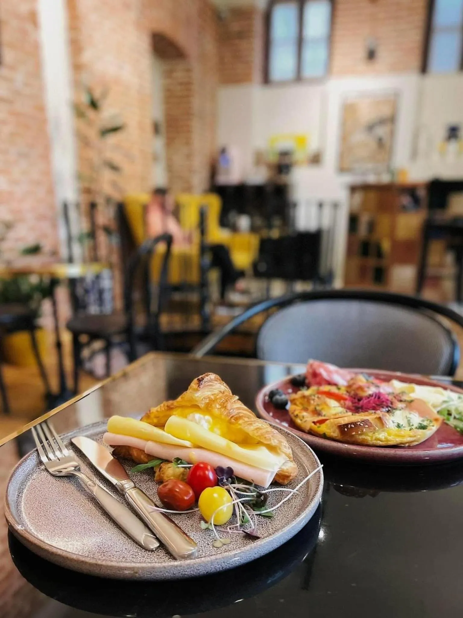 Restaurant/places to eat in Arts Hotel Tbilisi