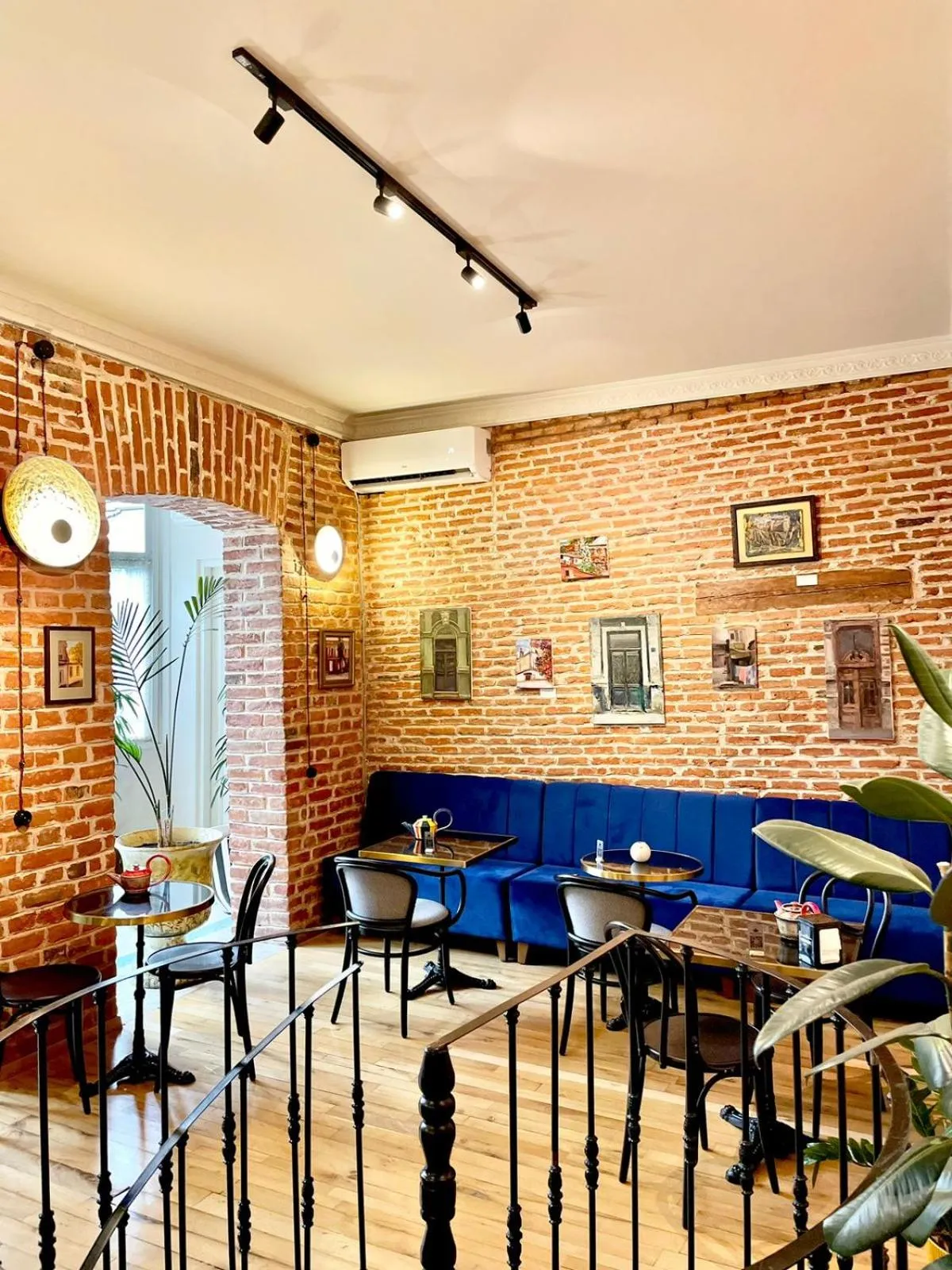 Lobby or reception in Arts Hotel Tbilisi