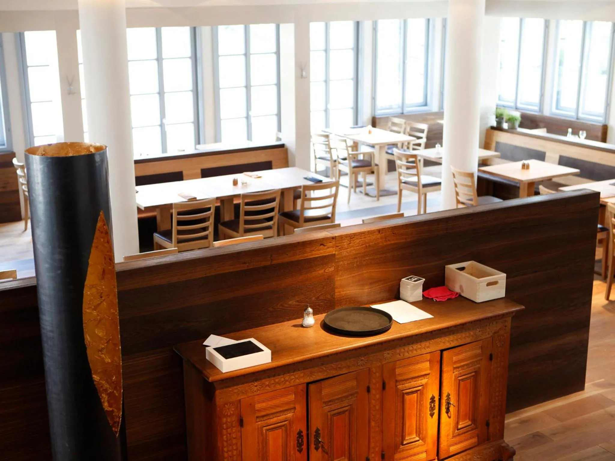 Restaurant/places to eat in Hotel Nepomuk