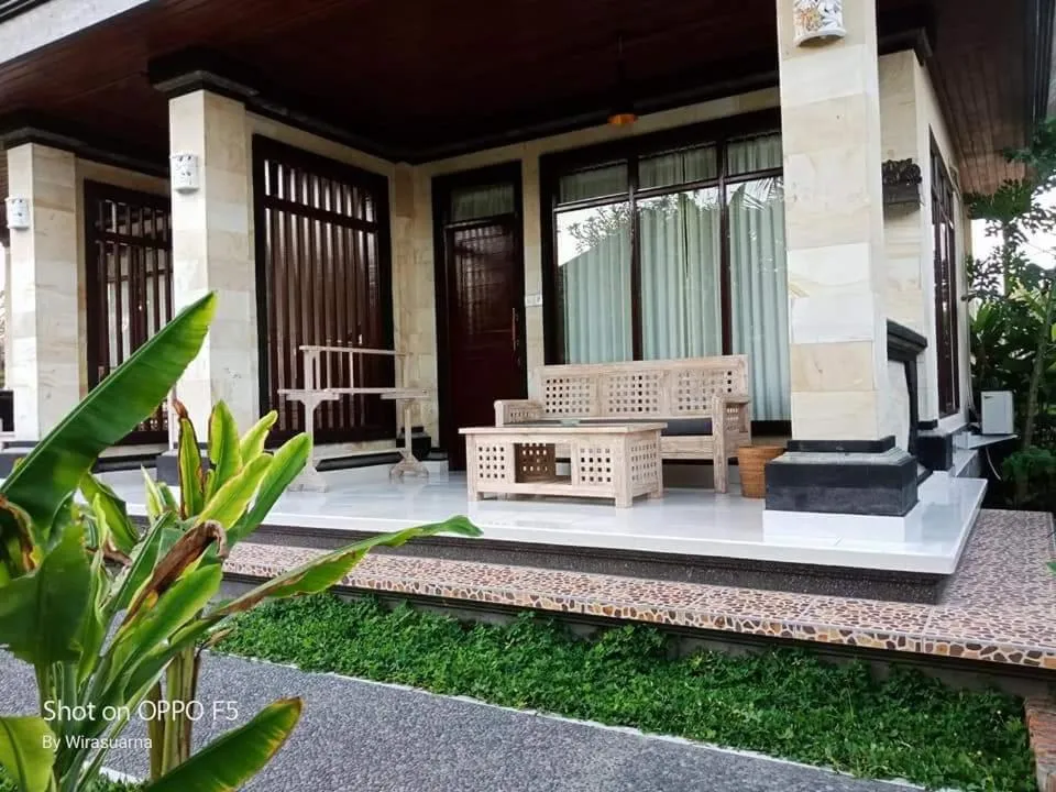 Balcony/Terrace in Bismajaya Bungalow