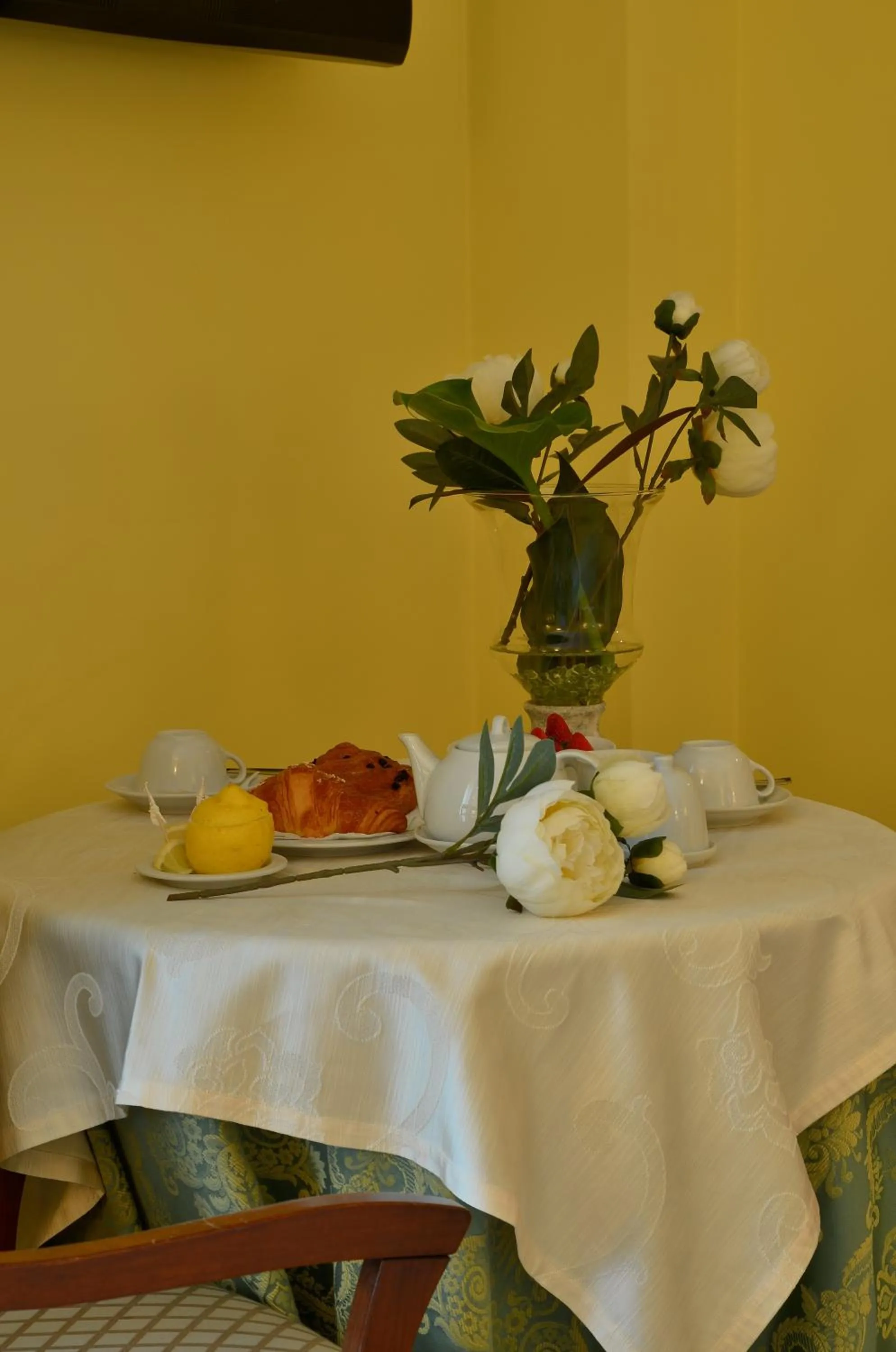 Decorative detail in Hotel Parco degli Ulivi