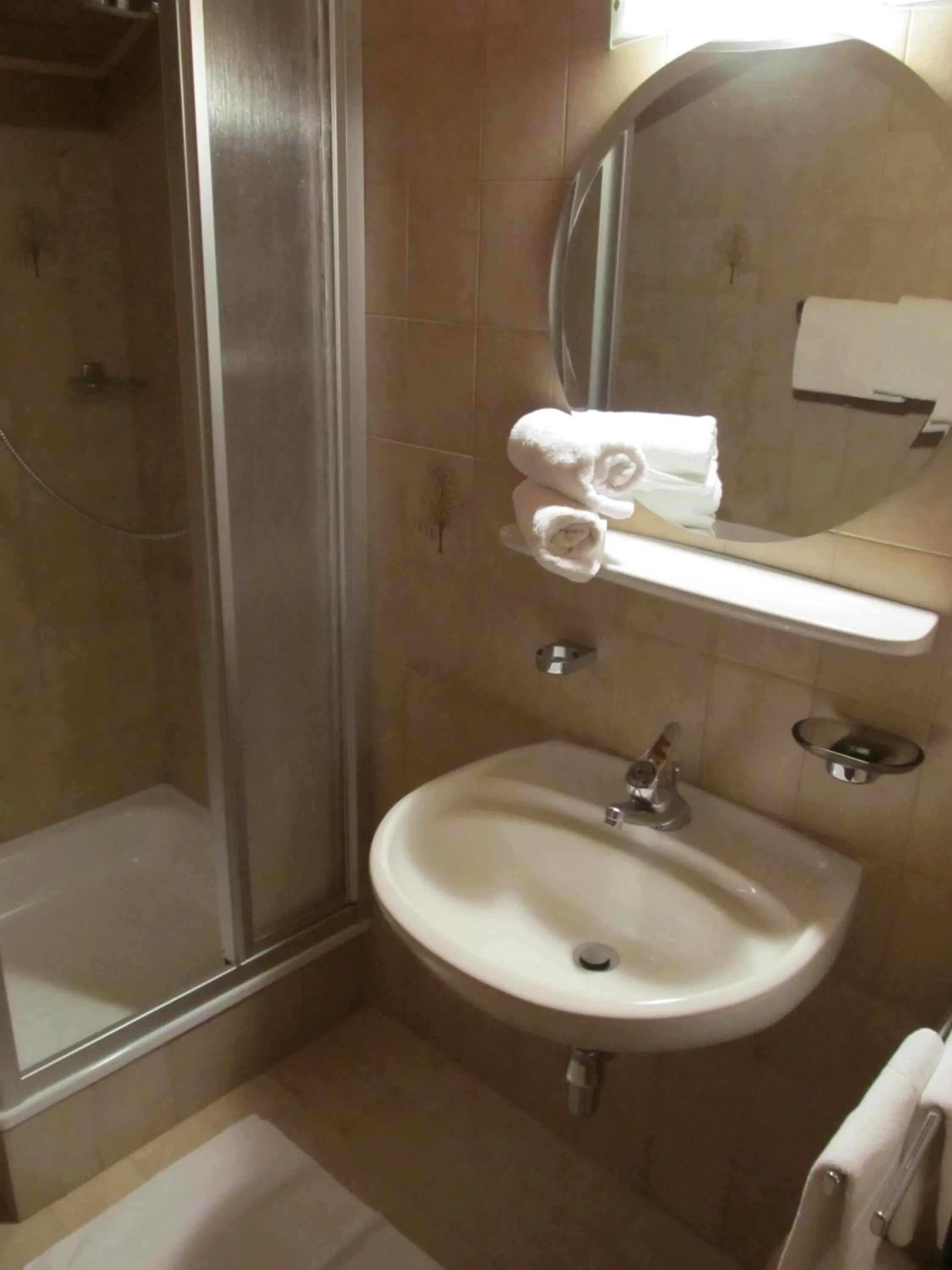 Shower in Garni Weghueb