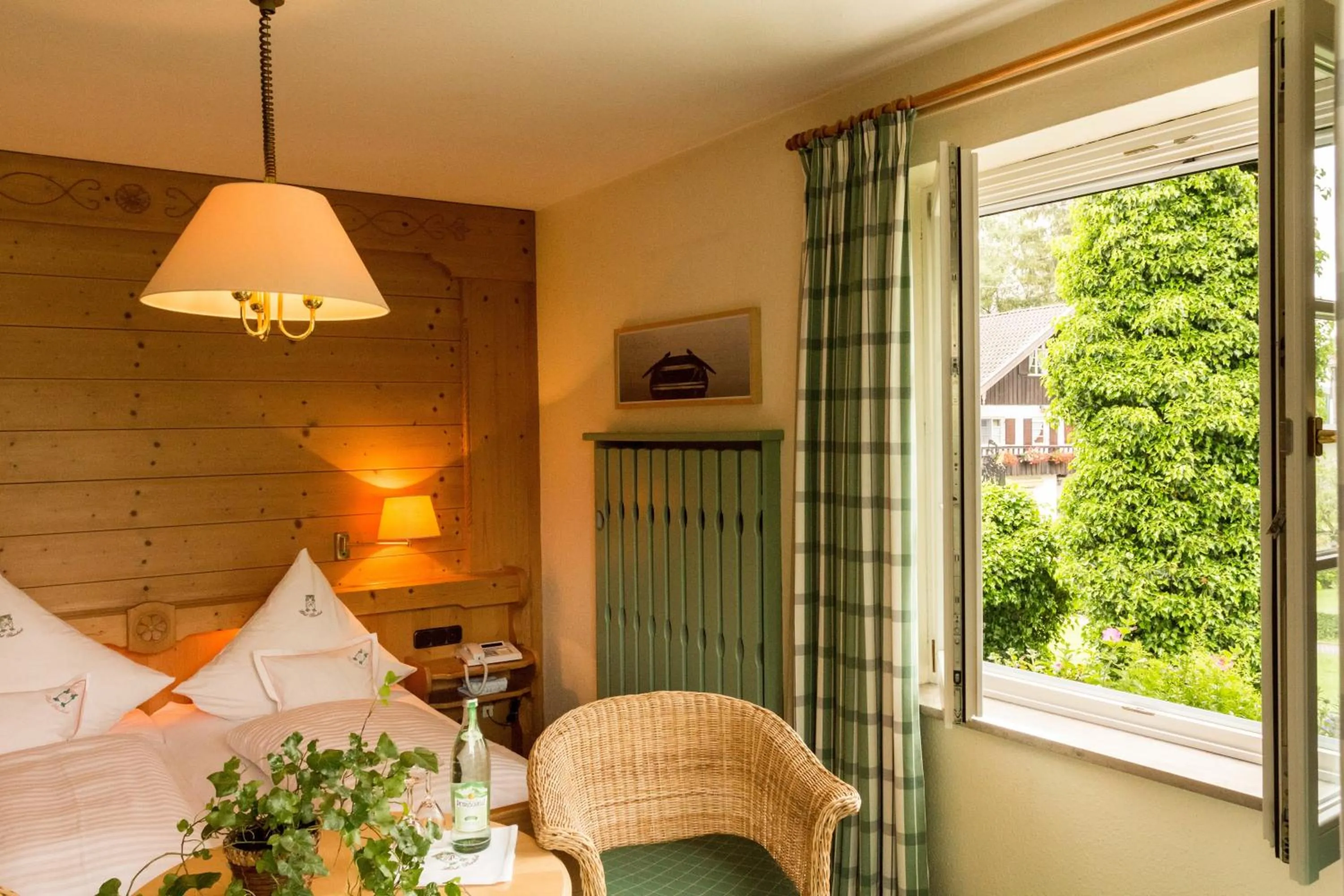 Photo of the whole room, Bed in Garden Hotel Reinhart