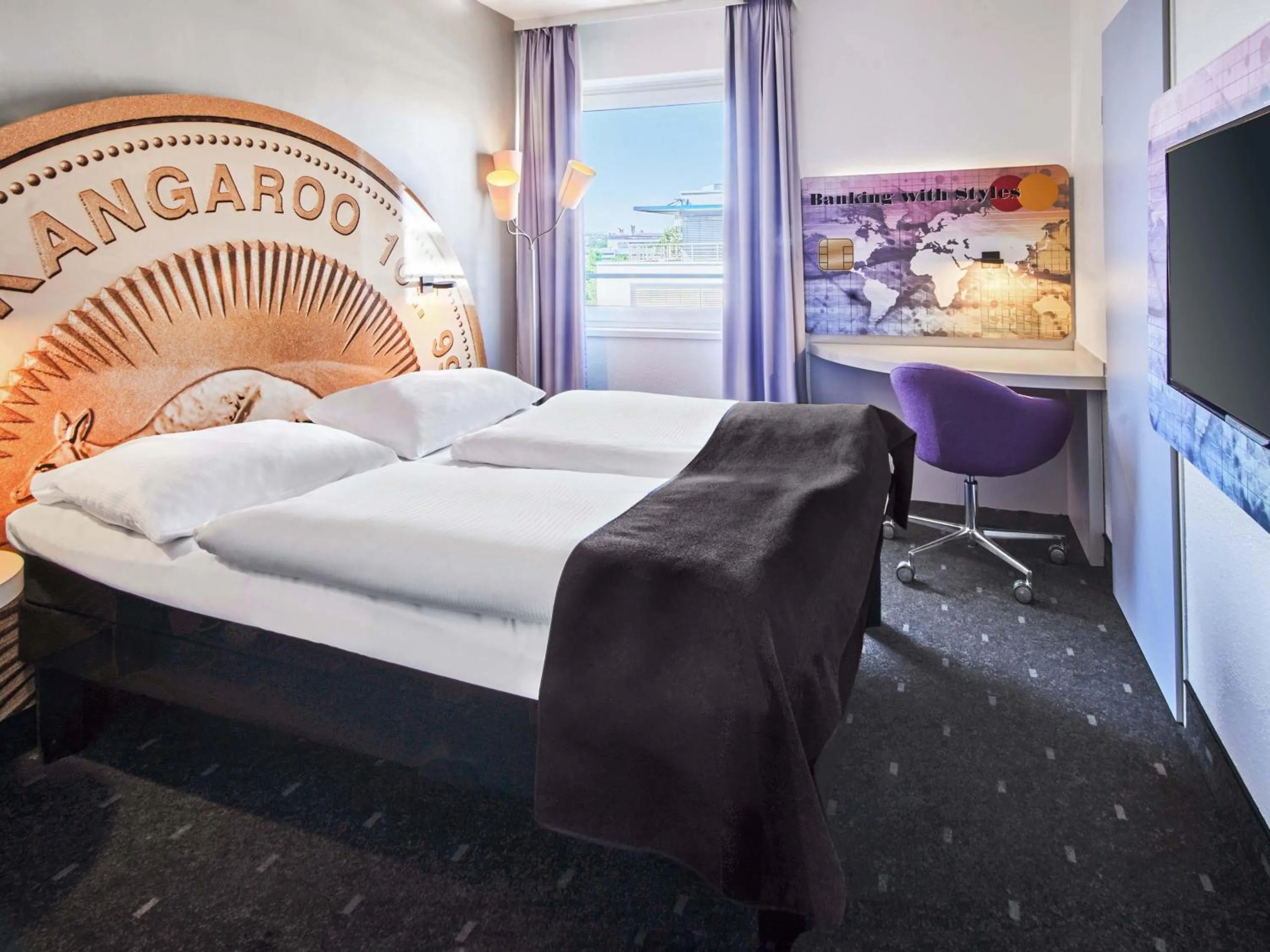 Photo of the whole room, Bed in B&B Hotel Offenbach-Kaiserlei