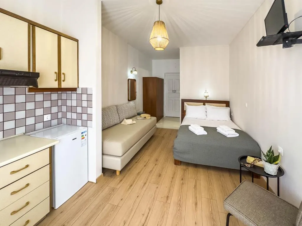 Photo of the whole room, Bed in Troulis Seaside