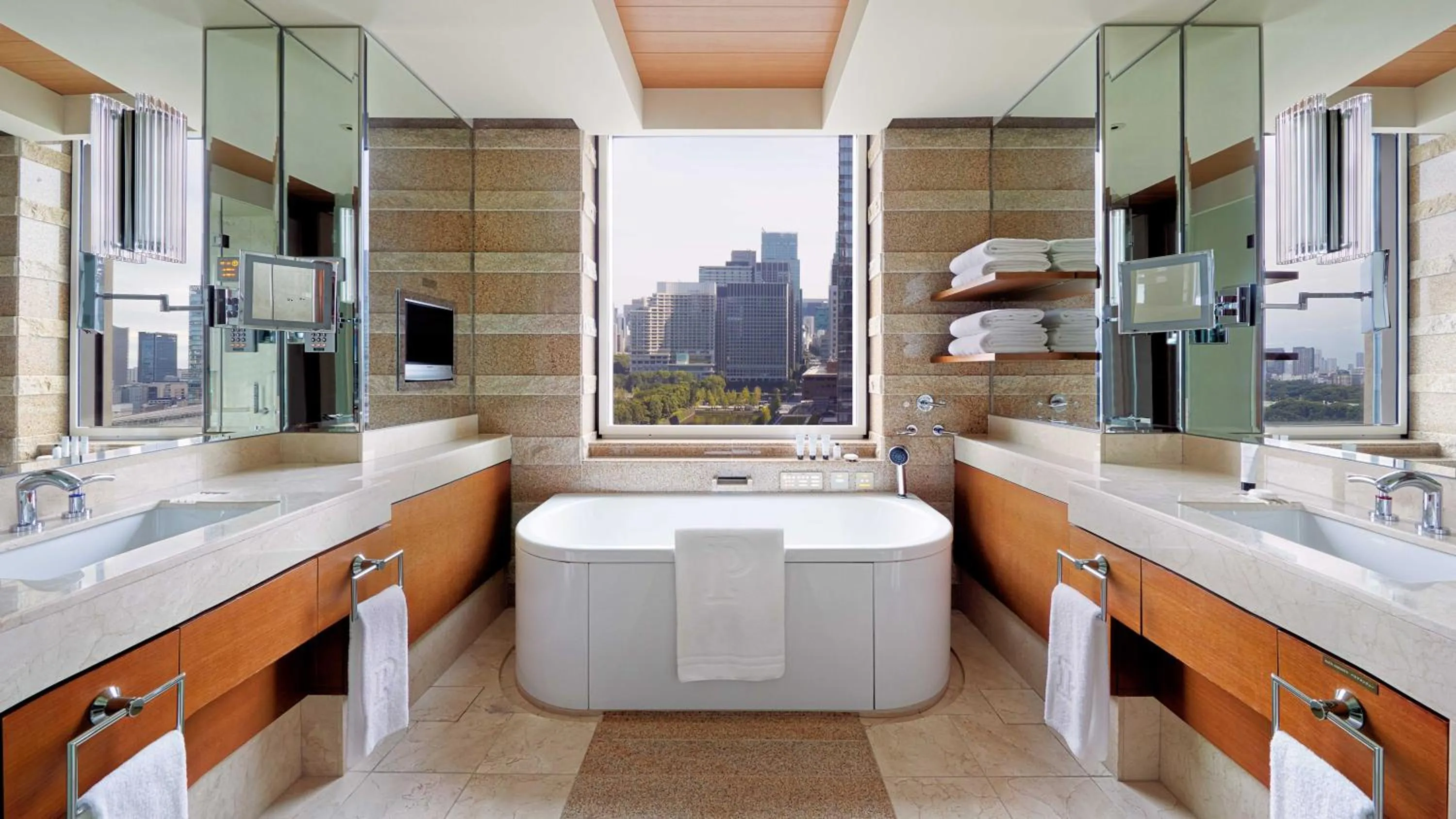 Bathroom in The Peninsula Tokyo