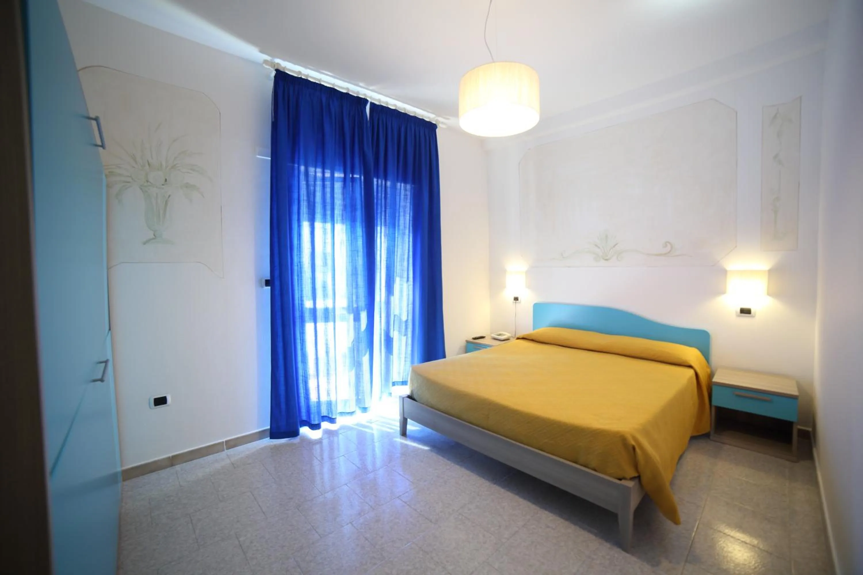 Photo of the whole room, Bed in Hotel Albatros