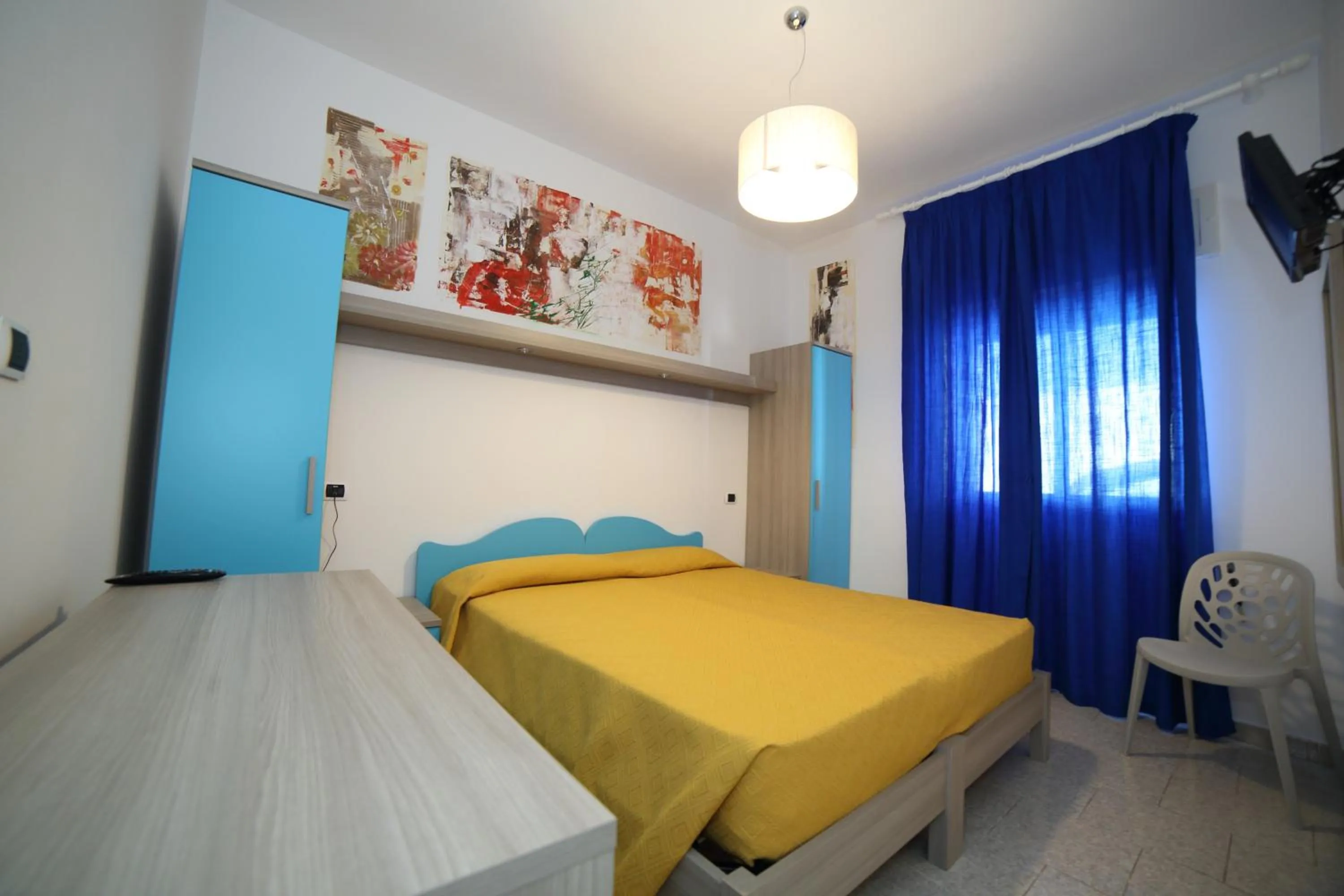 Photo of the whole room, Bed in Hotel Albatros