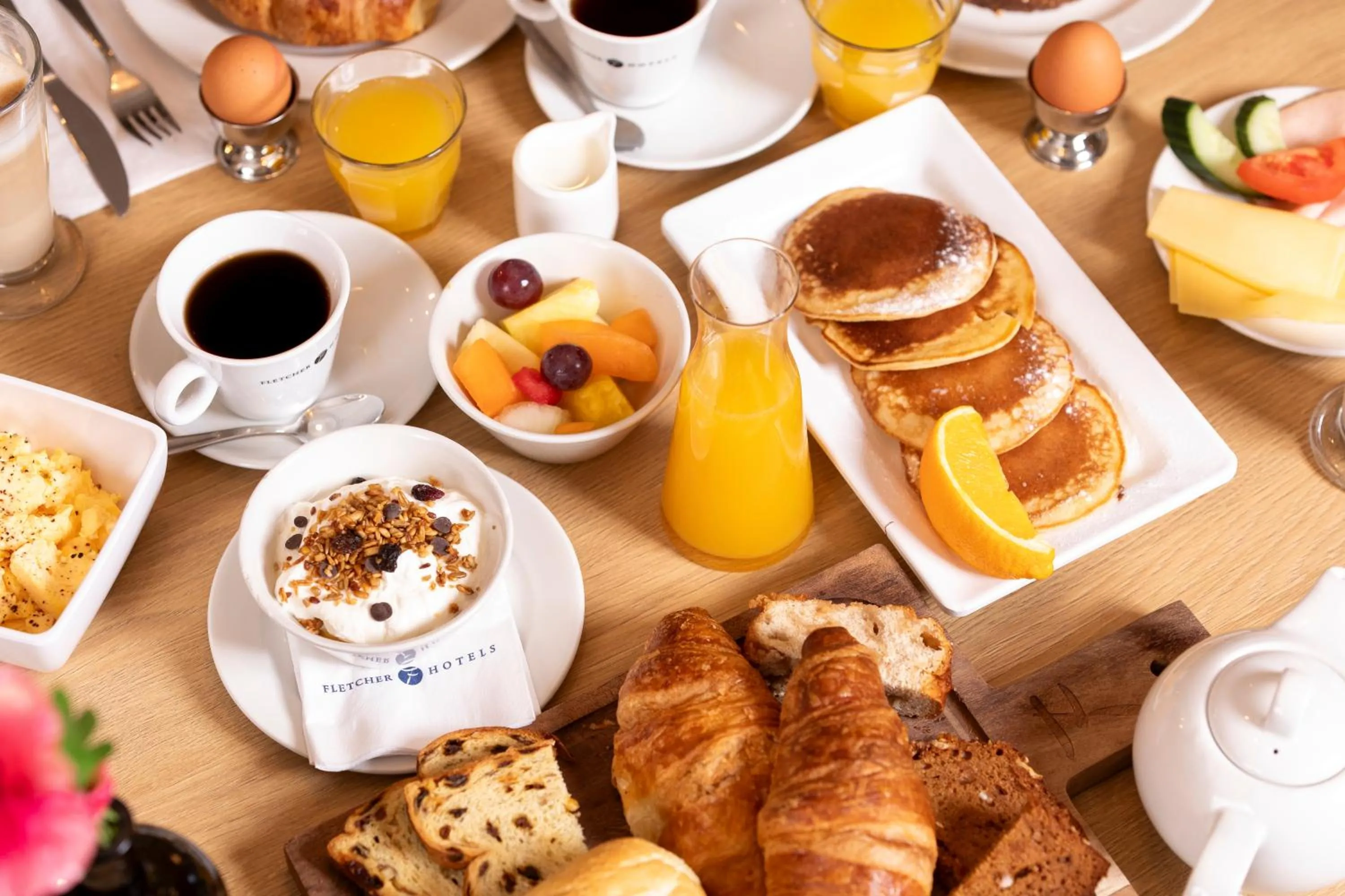 Breakfast in Fletcher Hotel-Restaurant Leidschendam – Den Haag