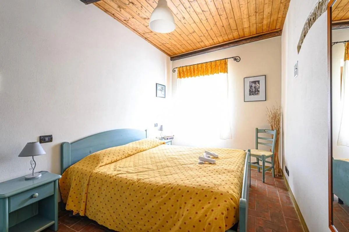 Bed in Agriturismo Pian di Fiume