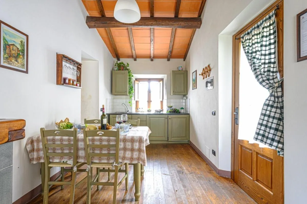 Dining area in Agriturismo Pian di Fiume