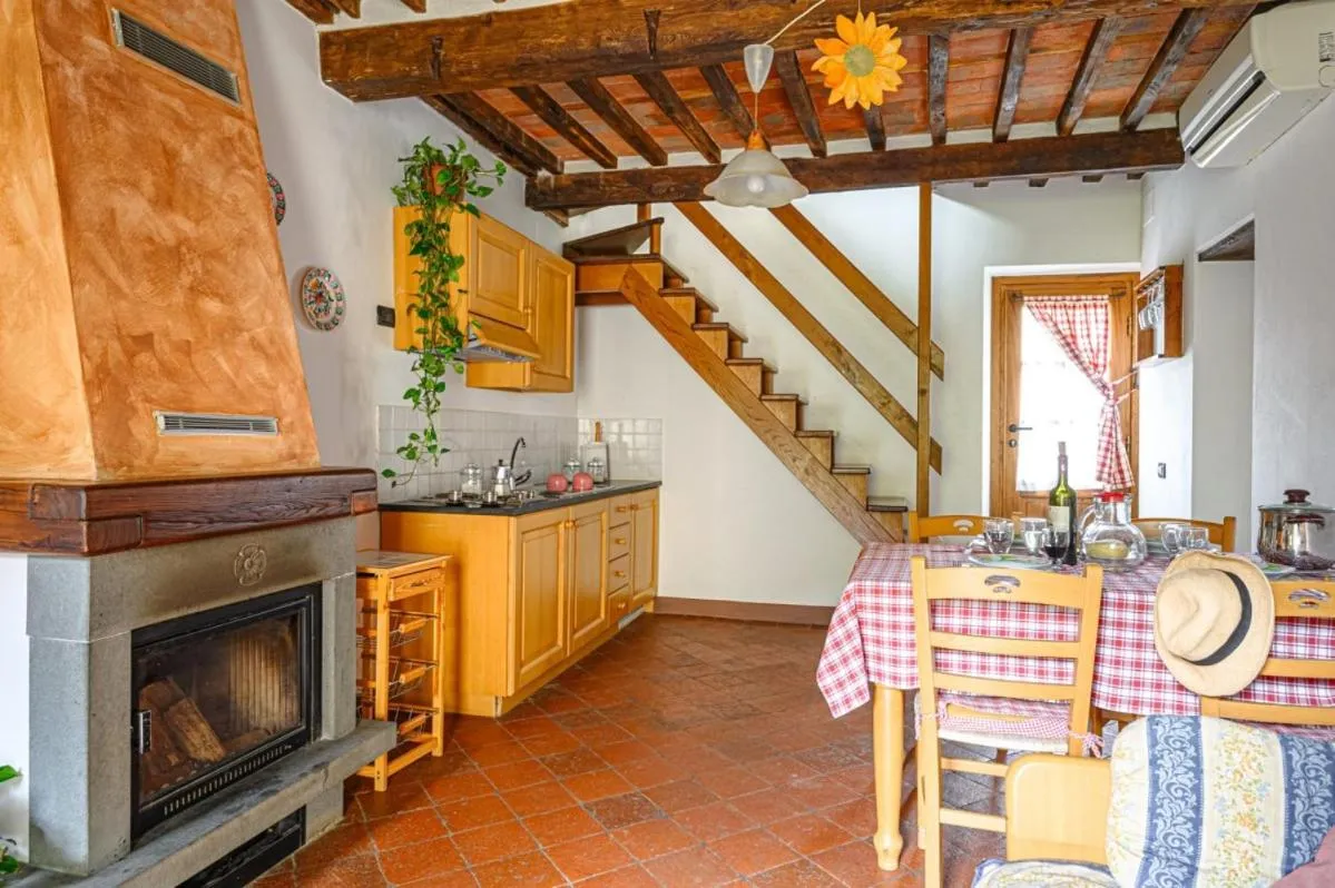 Dining area in Agriturismo Pian di Fiume