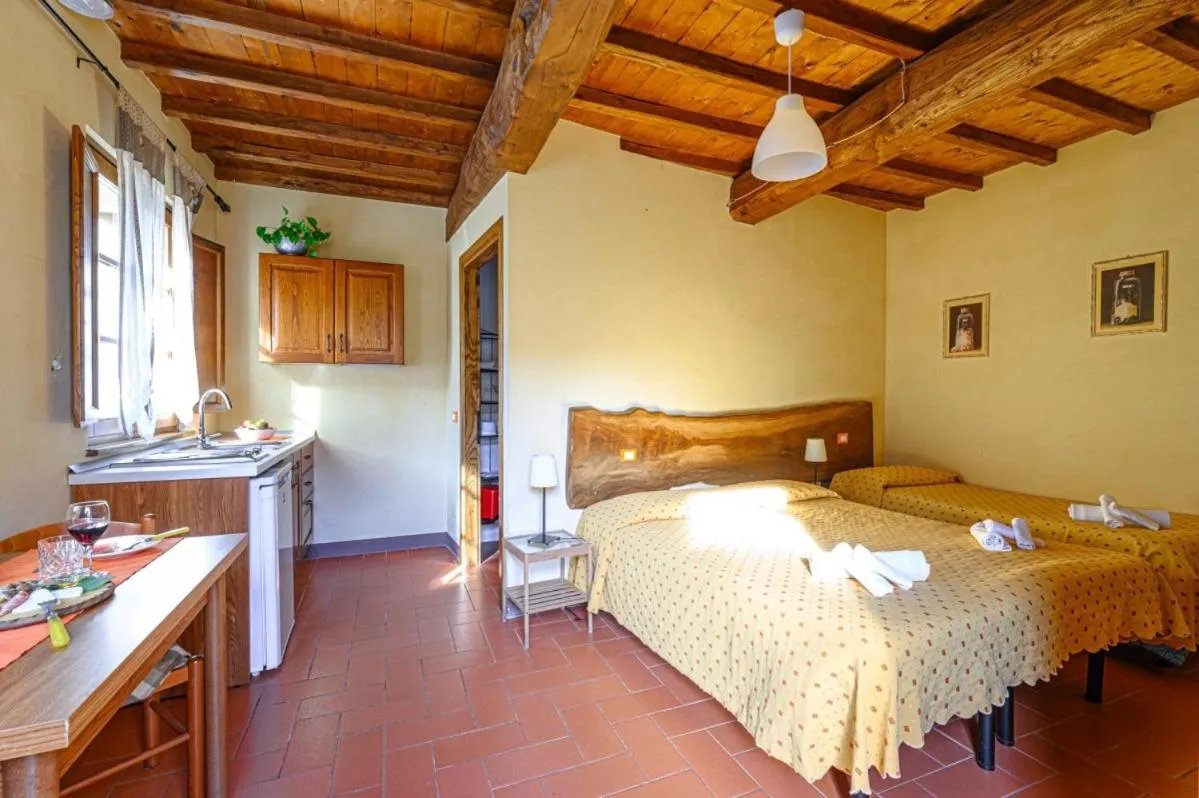 Bed in Agriturismo Pian di Fiume