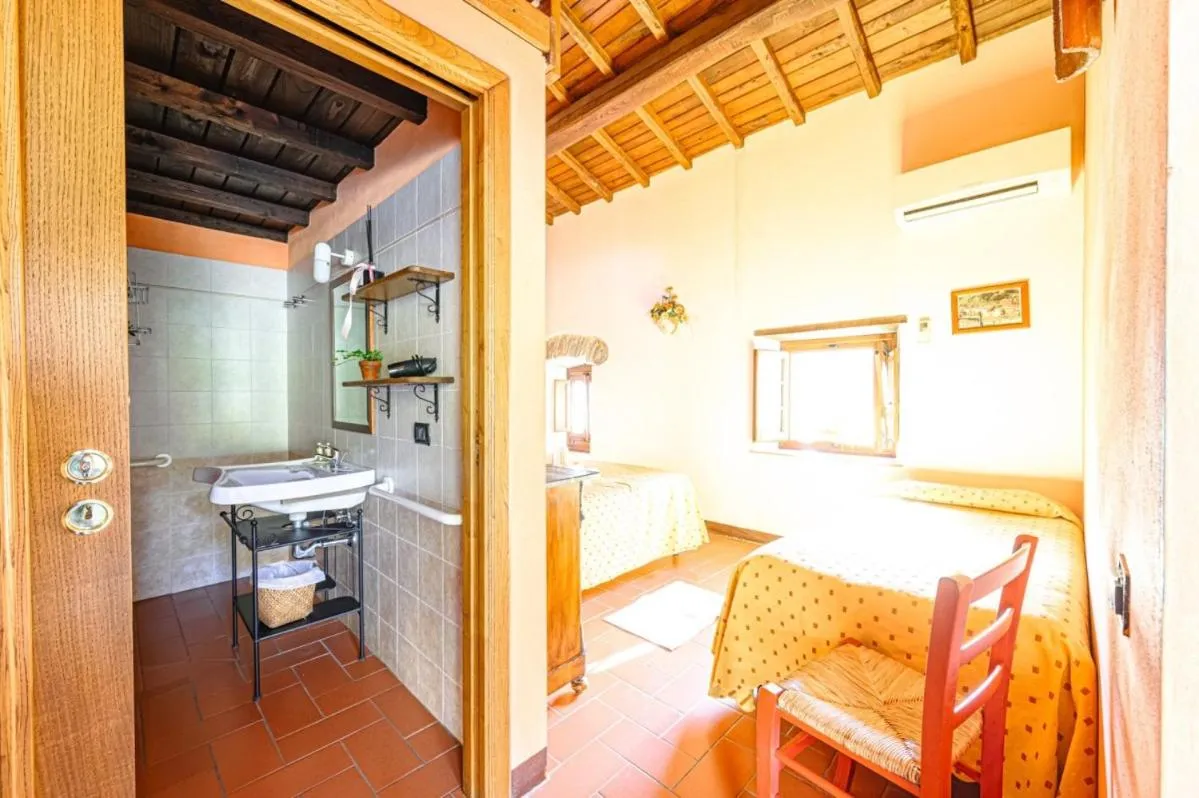 Bathroom in Agriturismo Pian di Fiume