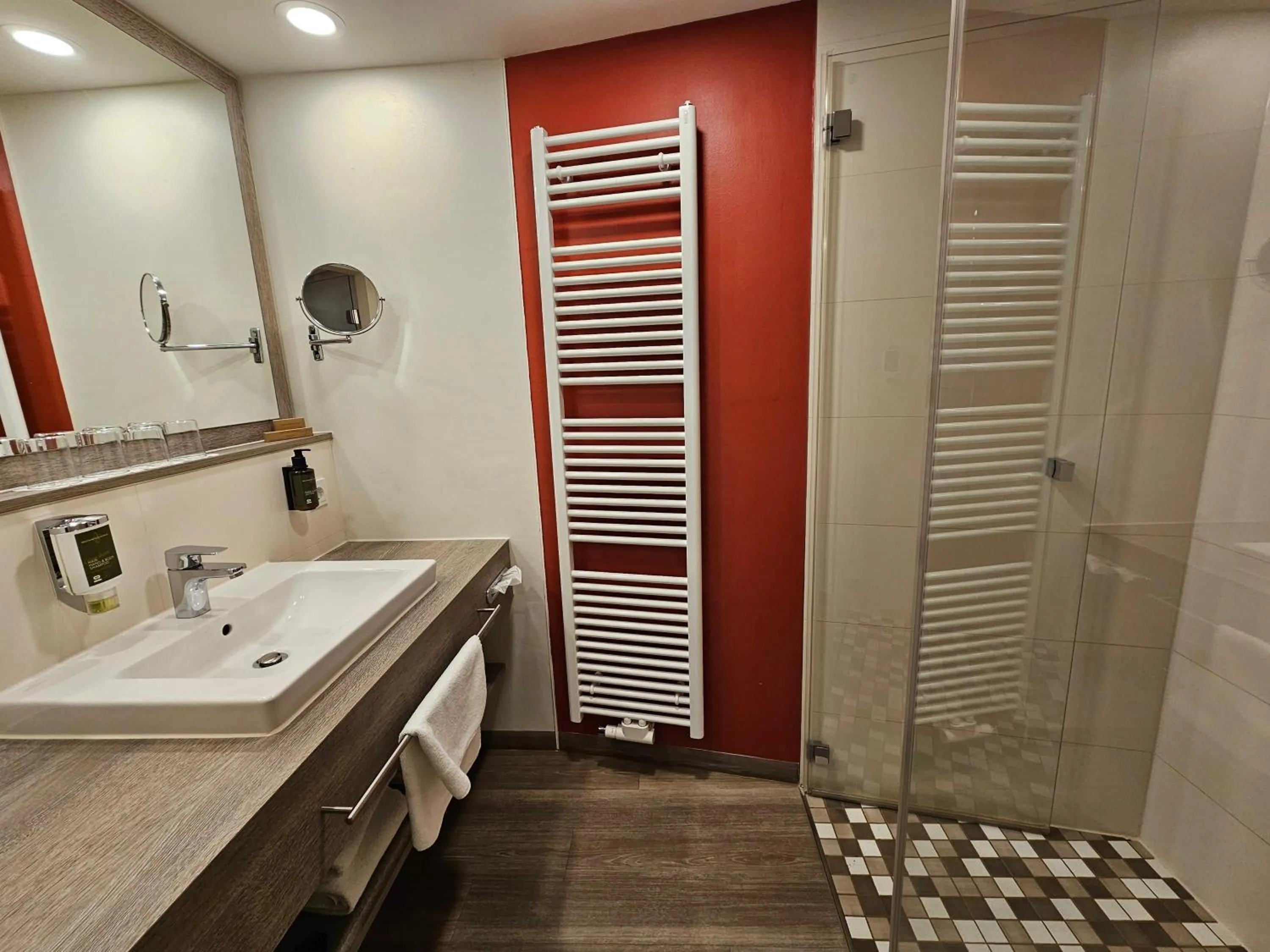 Shower in Hotel Am Kaisersaal