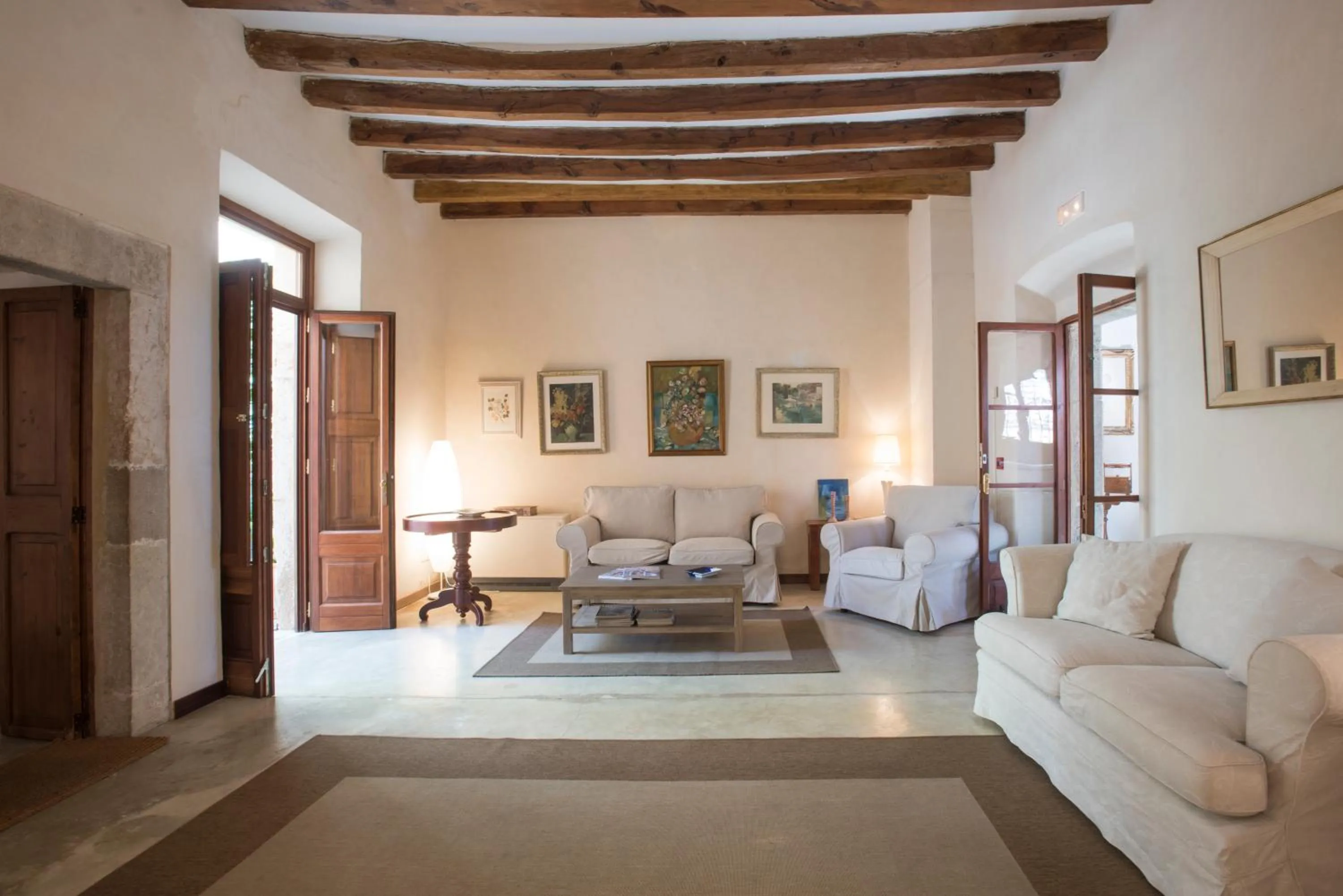 Communal lounge/ TV room in Sa Bisbal - Turismo de interior